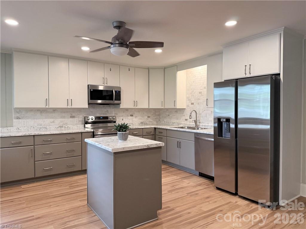 Single Family Residence at 323 Western Boulevard, Lexington, photo 6 of 21