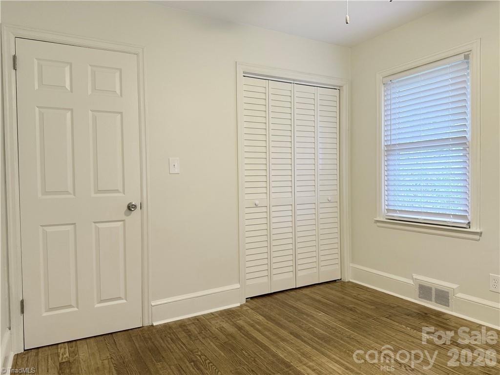 Single Family Residence at 323 Western Boulevard, Lexington, photo 17 of 21