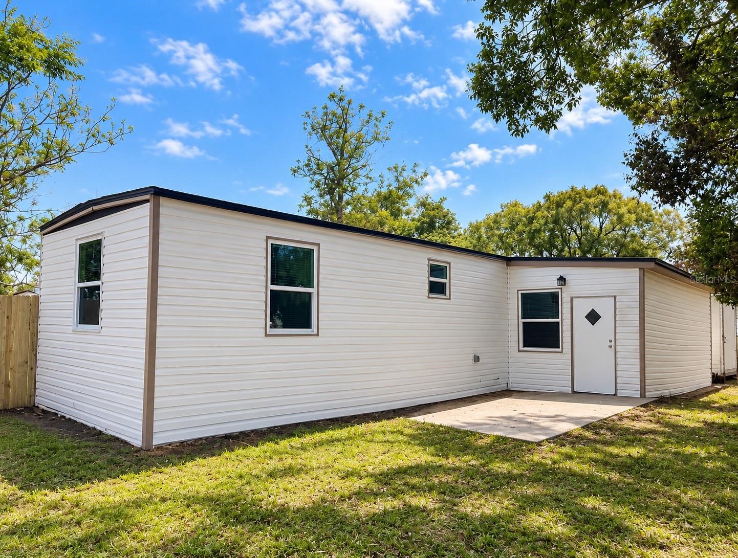 4431 CROSSEN DR