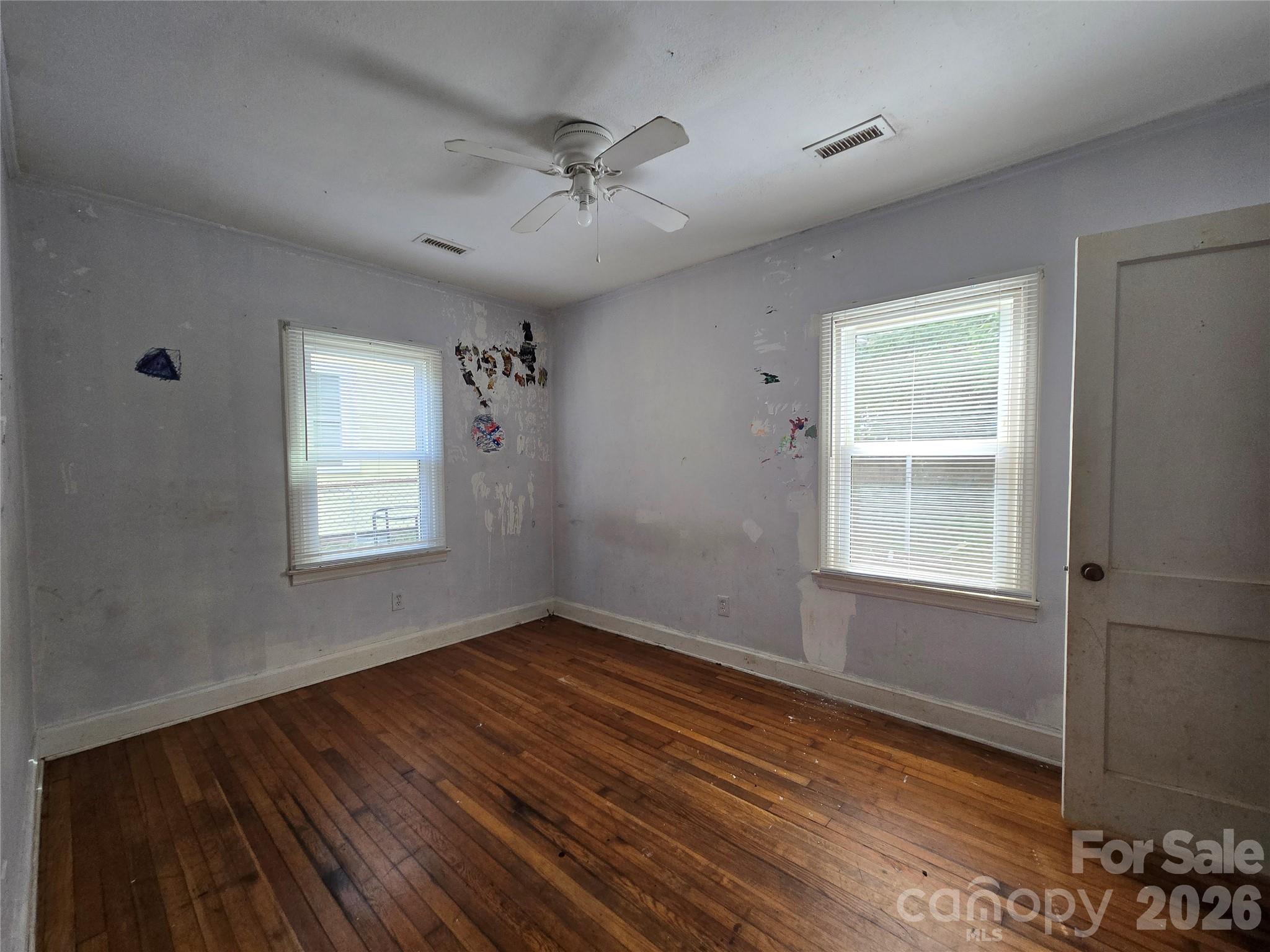 Single Family Residence at 207 W Washington Avenue, Bessemer City, photo 5 of 8