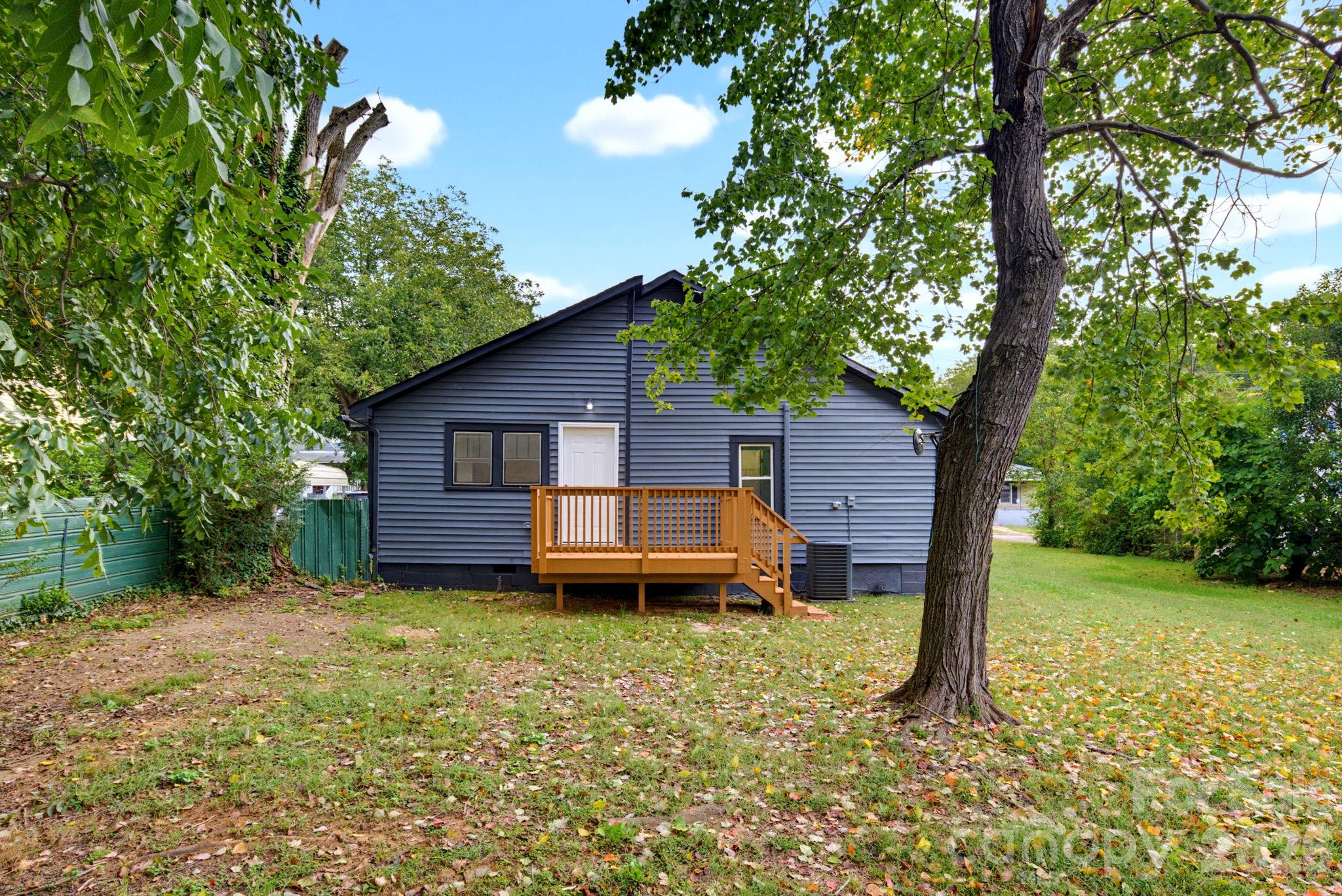 Single Family Residence at 1014 8th Street, Statesville, photo 33 of 42