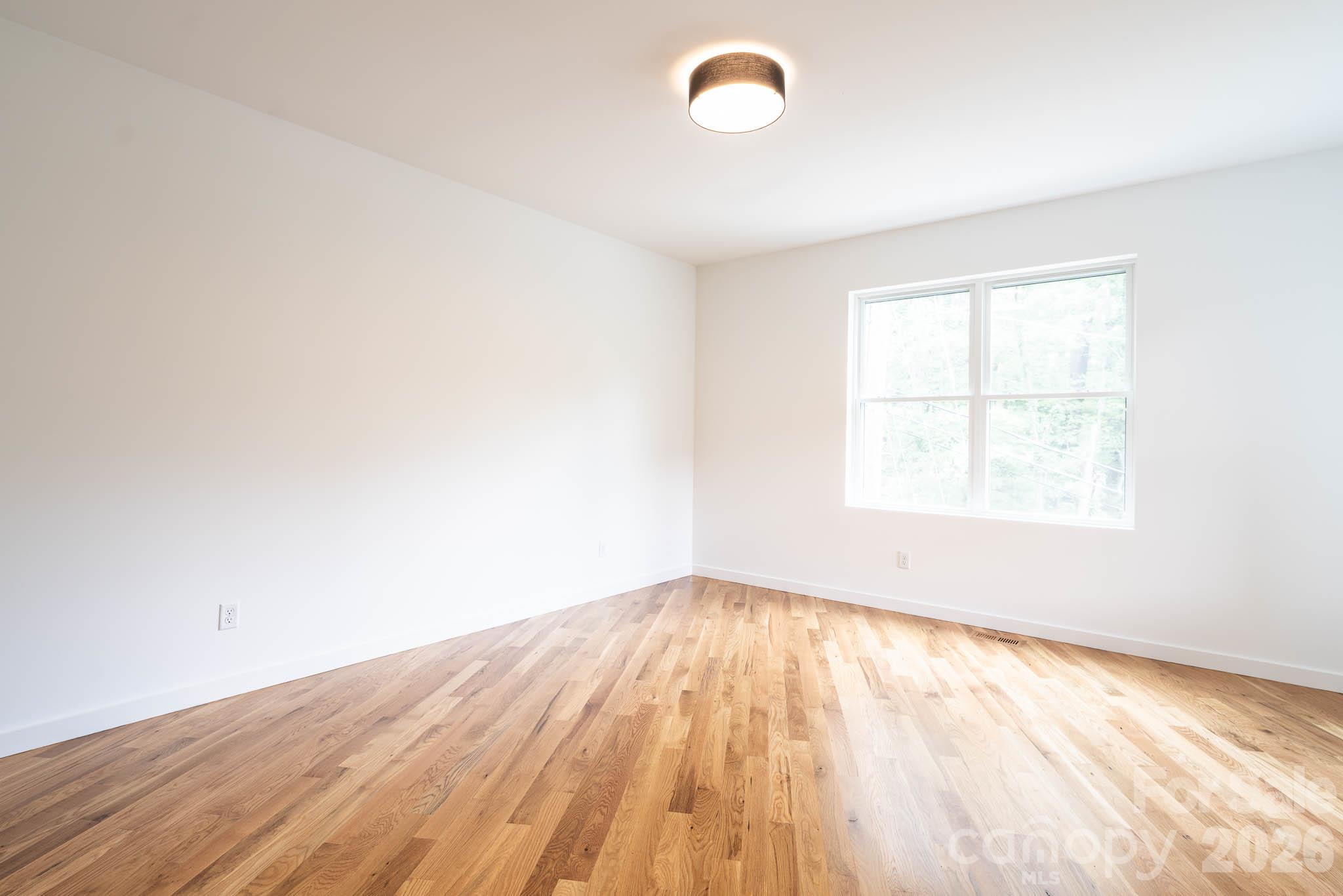 Single Family Residence at 33 Spooks Branch Road, Asheville, photo 17 of 43