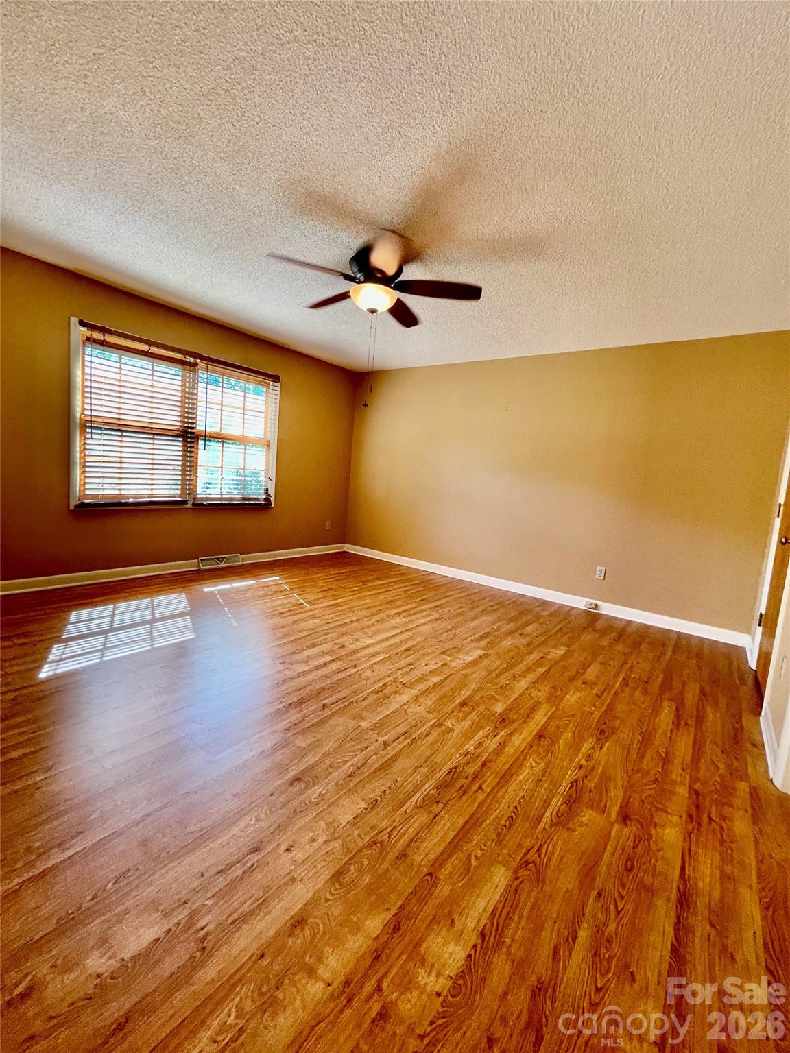Condominium at 1300 Larchmont Place, Salisbury, photo 13 of 23
