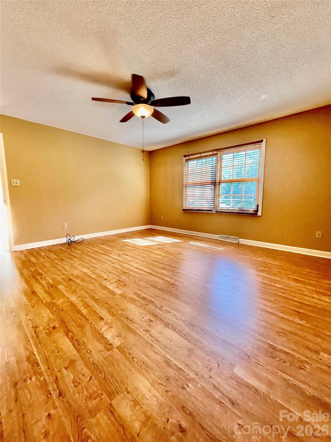 Condominium at 1300 Larchmont Place, Salisbury, photo 14 of 23