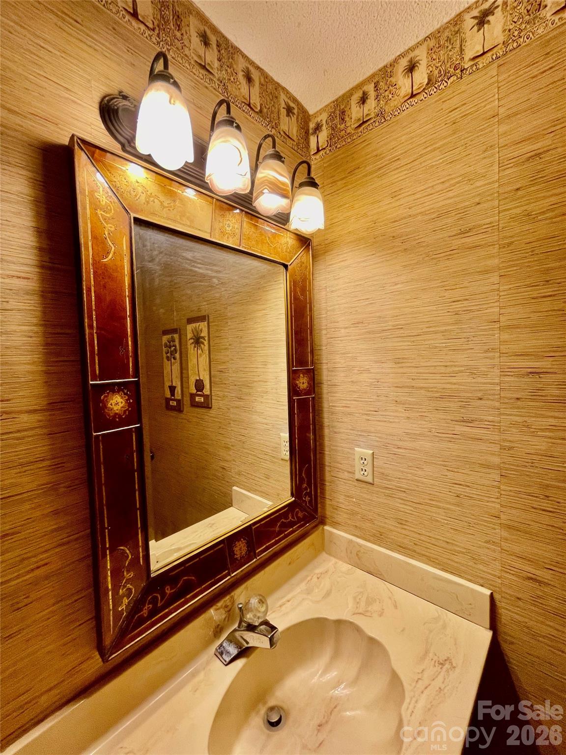 Condominium at 1300 Larchmont Place, Salisbury, photo 20 of 23