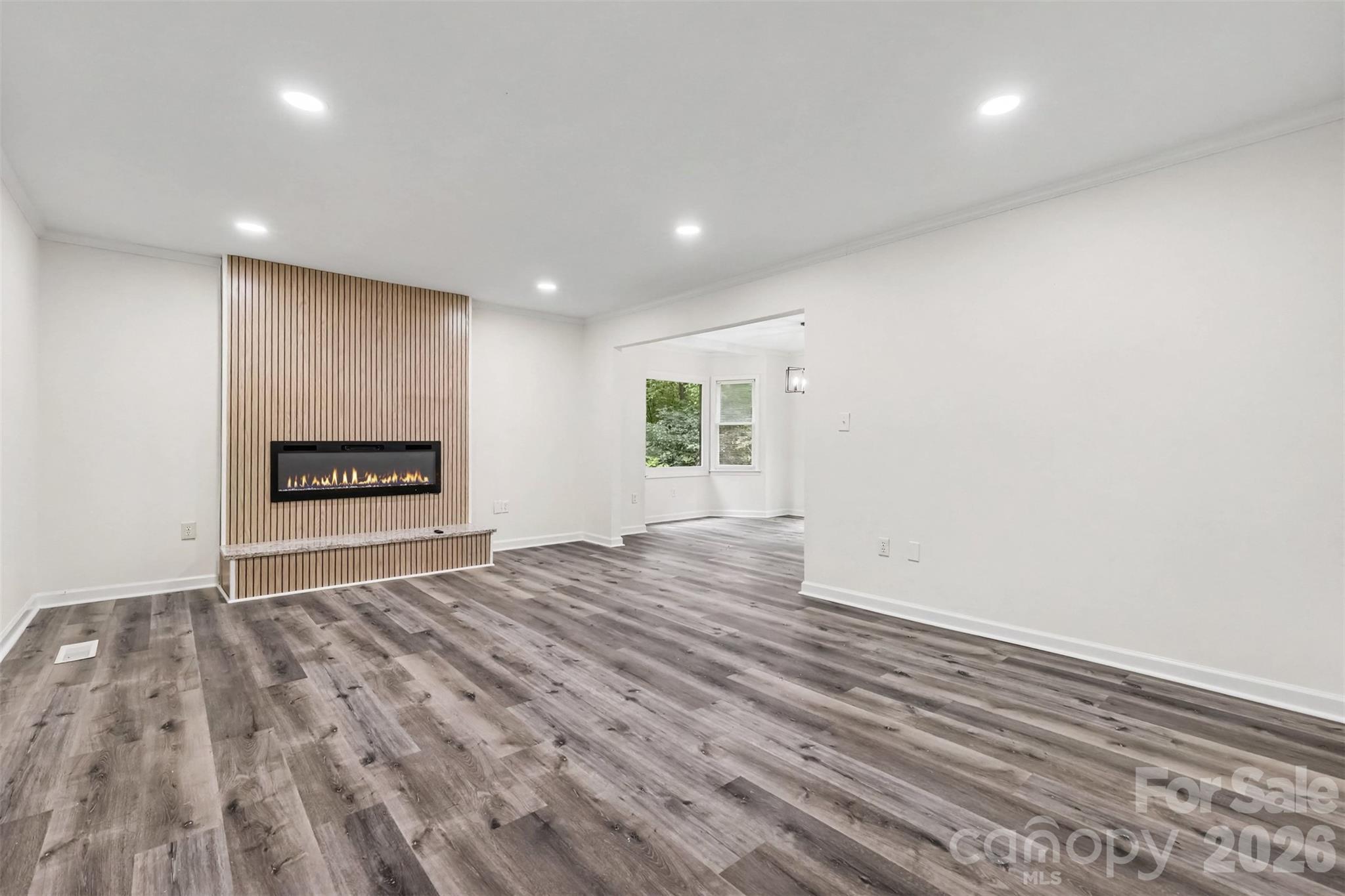 Single Family Residence at 6524 Pine Forest Drive, York, photo 2 of 36