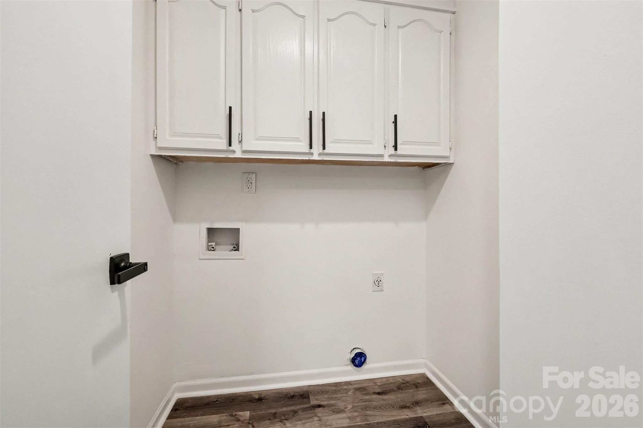 Single Family Residence at 6524 Pine Forest Drive, York, photo 16 of 36