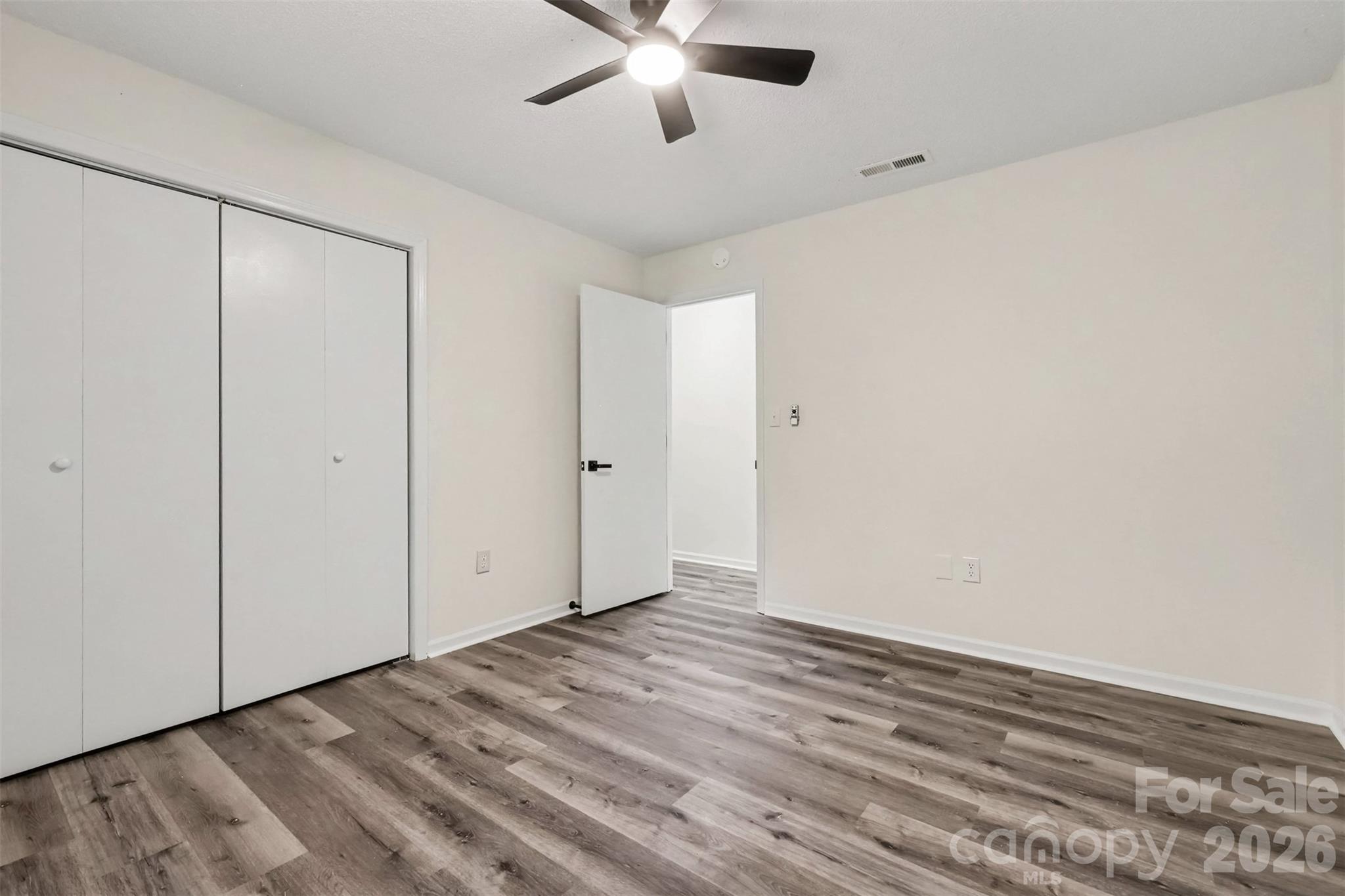 Single Family Residence at 6524 Pine Forest Drive, York, photo 19 of 36