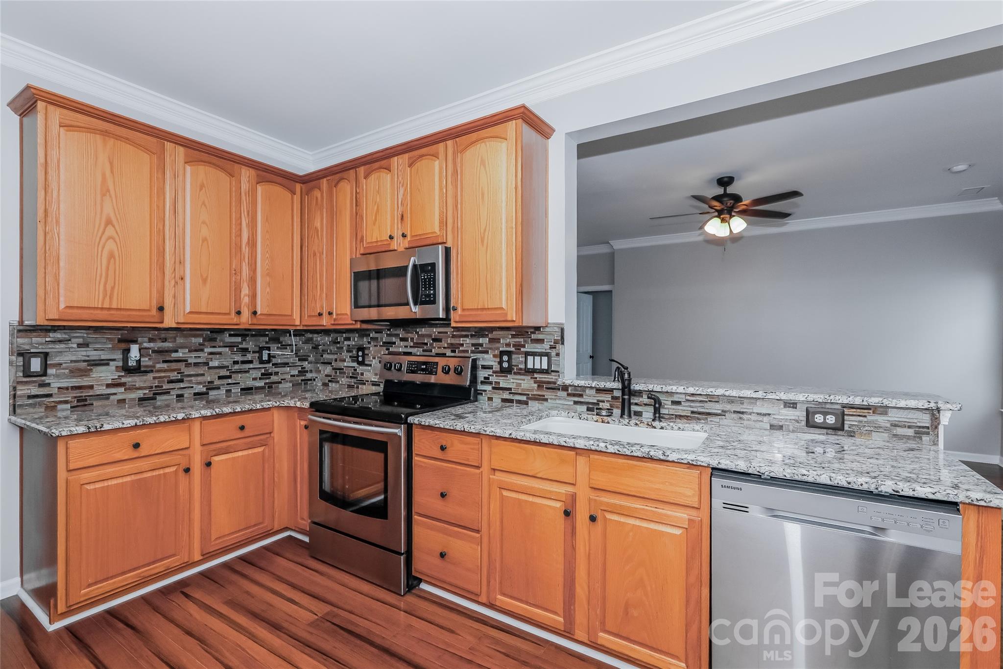Single Family Residence at 1009 Brook Valley Run, Monroe, photo 3 of 15