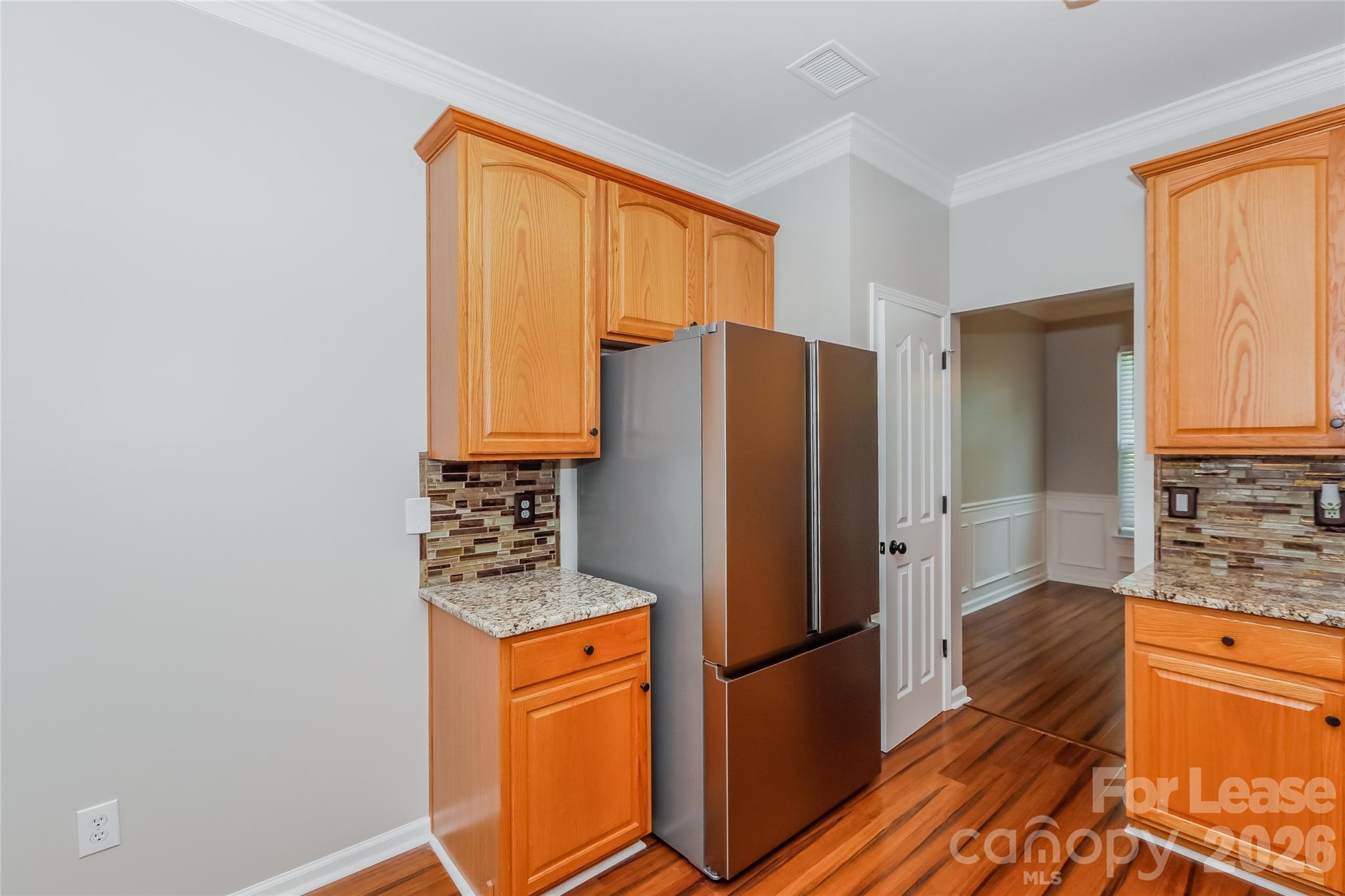 Single Family Residence at 1009 Brook Valley Run, Monroe, photo 4 of 15
