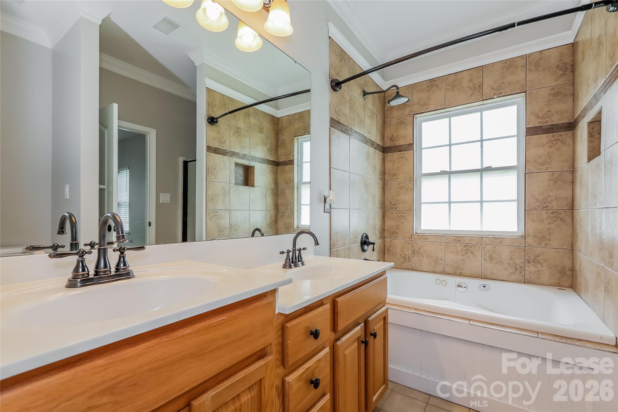 Single Family Residence at 1009 Brook Valley Run, Monroe, photo 12 of 15