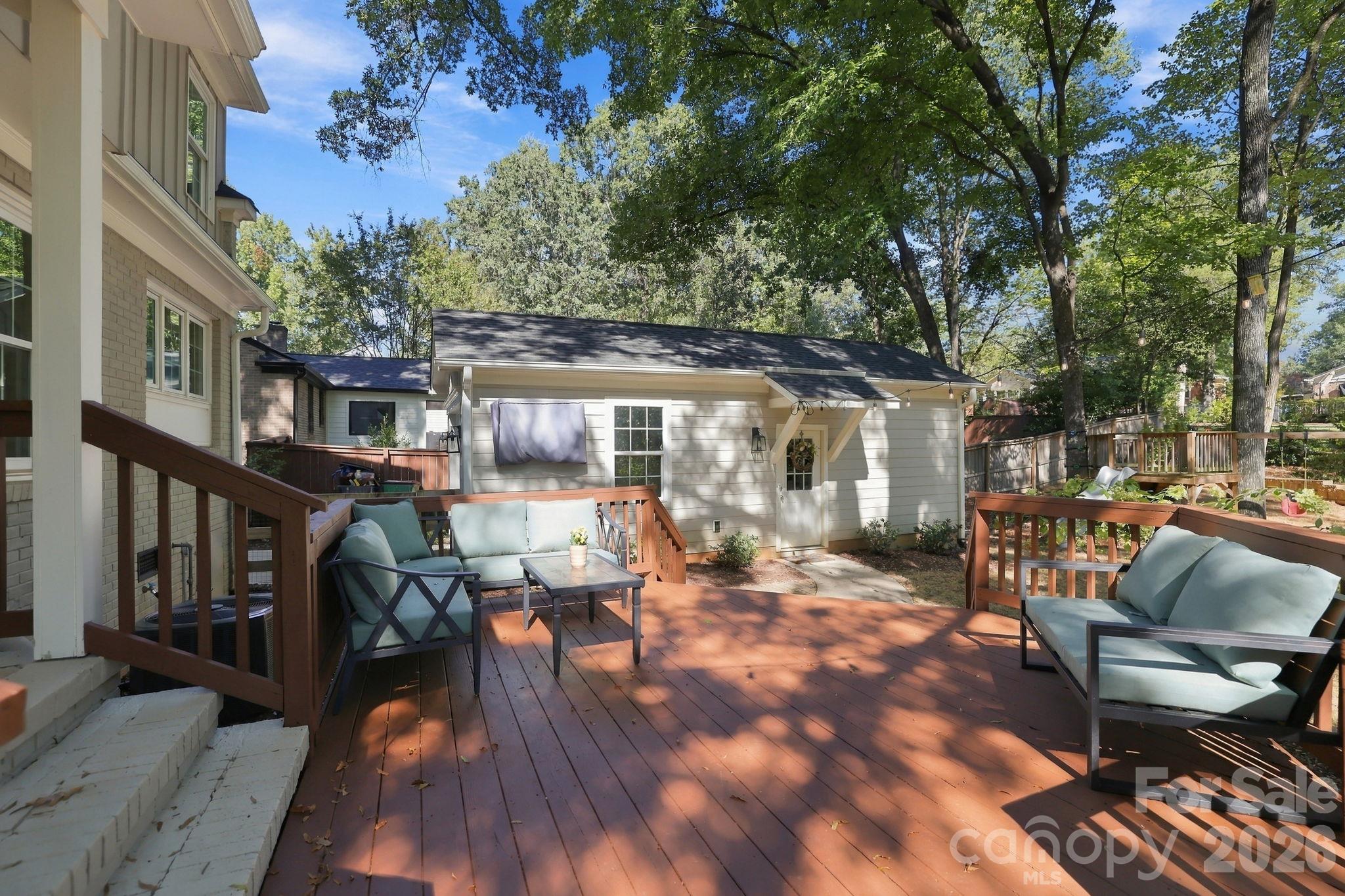 Single Family Residence at 4001 Sussex Avenue, Charlotte, photo 23 of 29