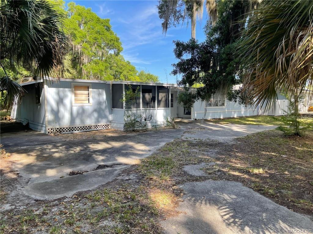 Single Family Residence at 120 NW Magnolia CIR, CRYSTALRIVER FL 34428, Crystal River, photo 4 of 46