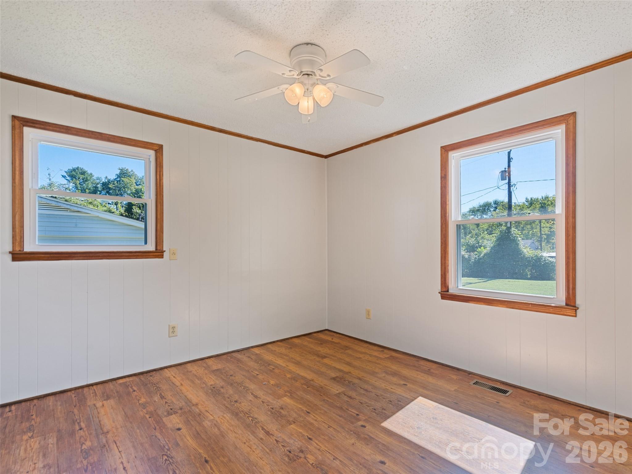 Single Family Residence at 1188 Eastbrook Drive, Hendersonville, photo 19 of 22