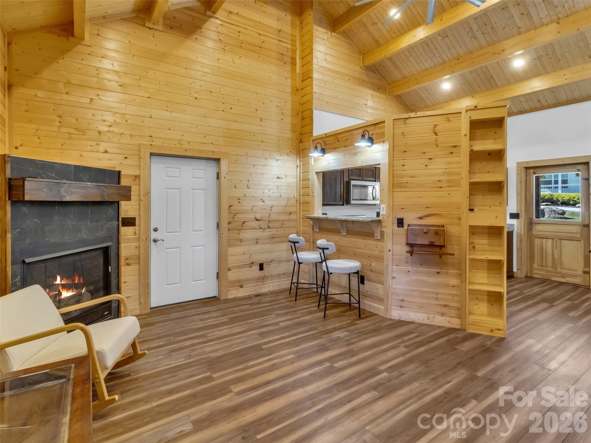 Single Family Residence at 200 Linsonwood Ridge, Waynesville, photo 6 of 27