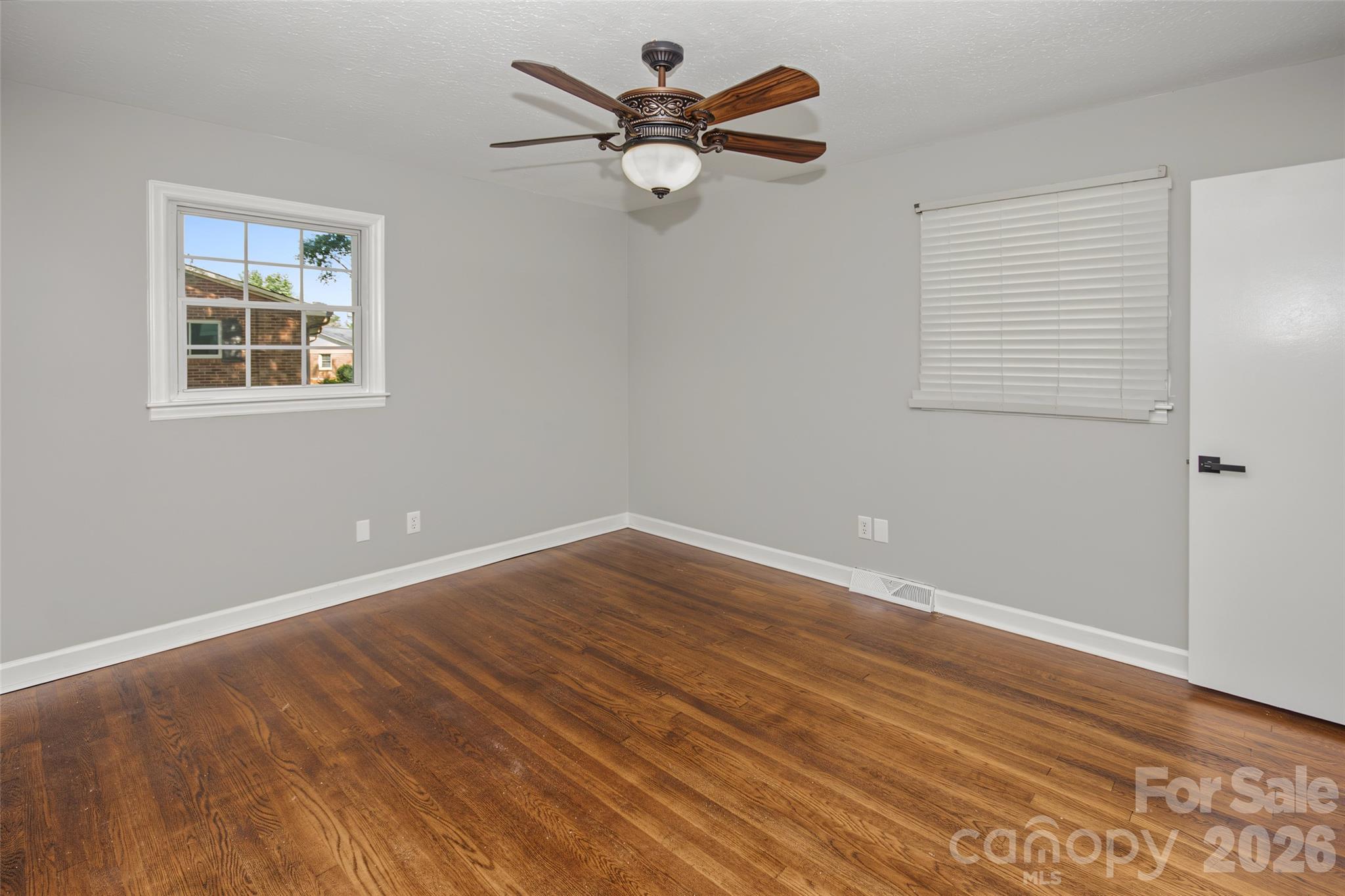Single Family Residence at 517 N Carolina Avenue, Statesville, photo 10 of 18