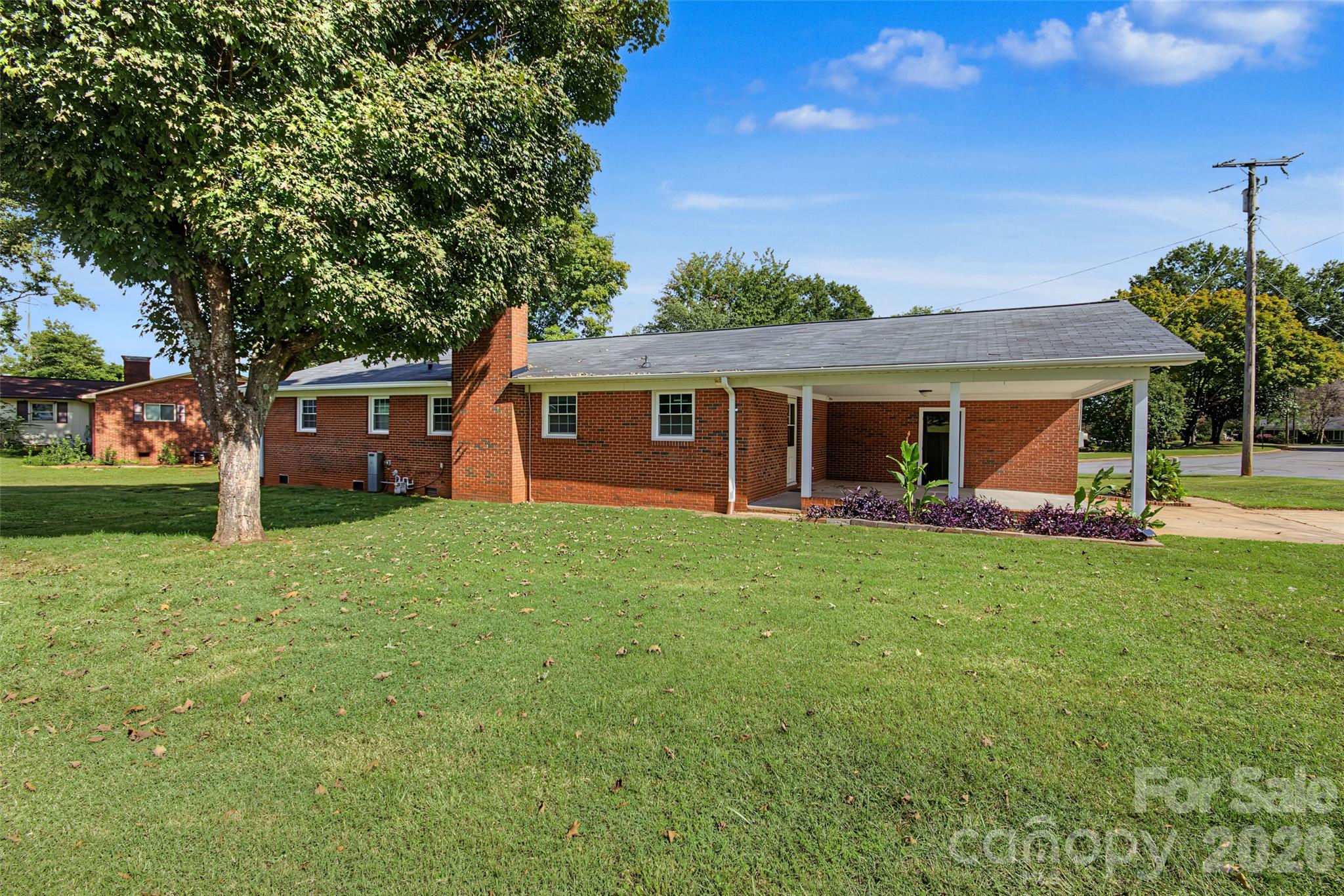 Single Family Residence at 517 N Carolina Avenue, Statesville, photo 18 of 18