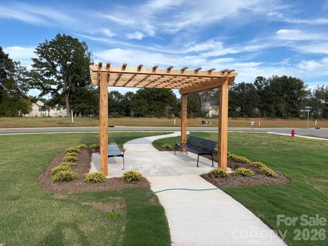 Community Pergola - 3001 Old Glory Drive, Gastonia