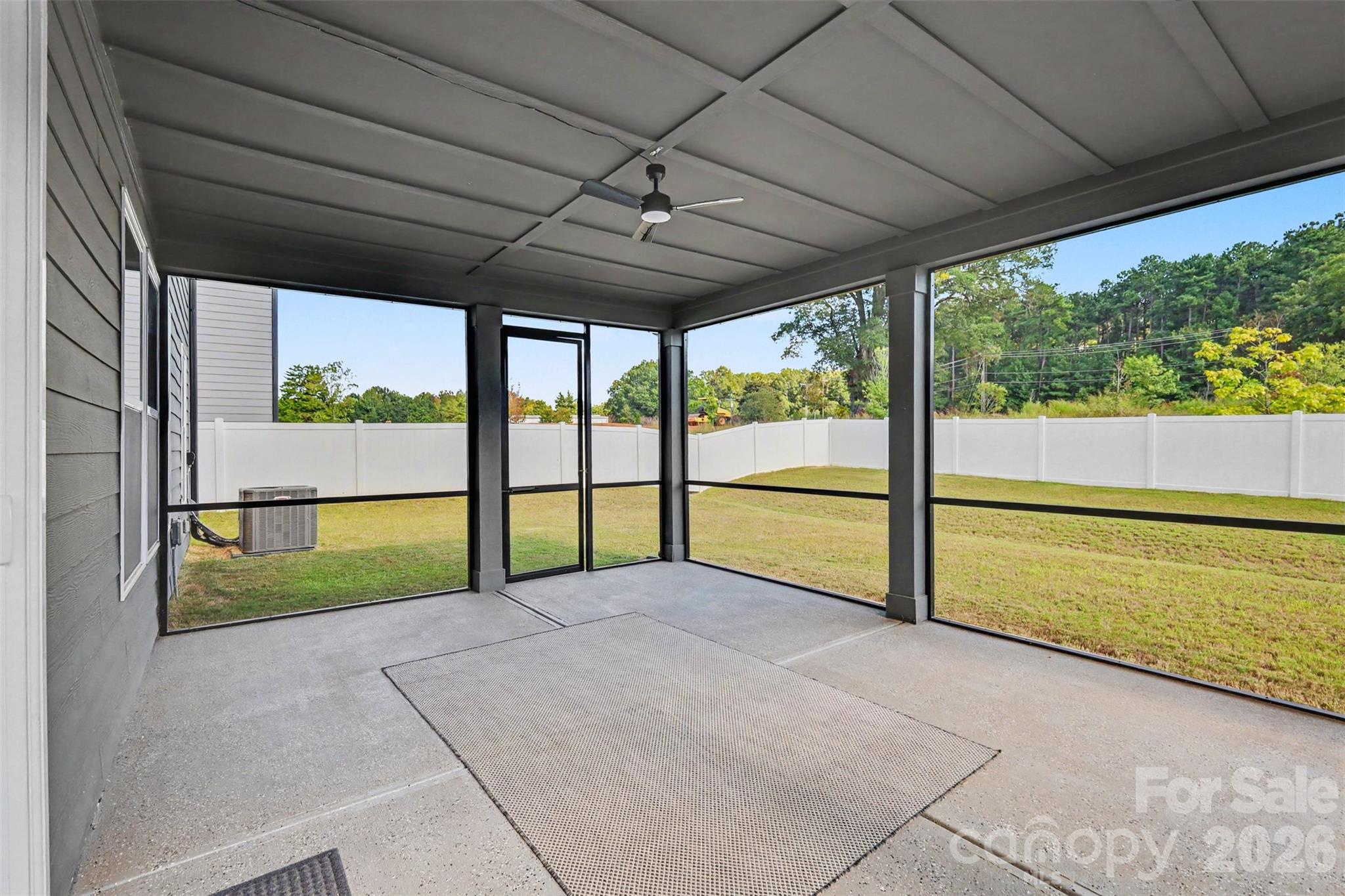 Single Family Residence at 14107 Belmont Greene Drive, Charlotte, photo 18 of 47