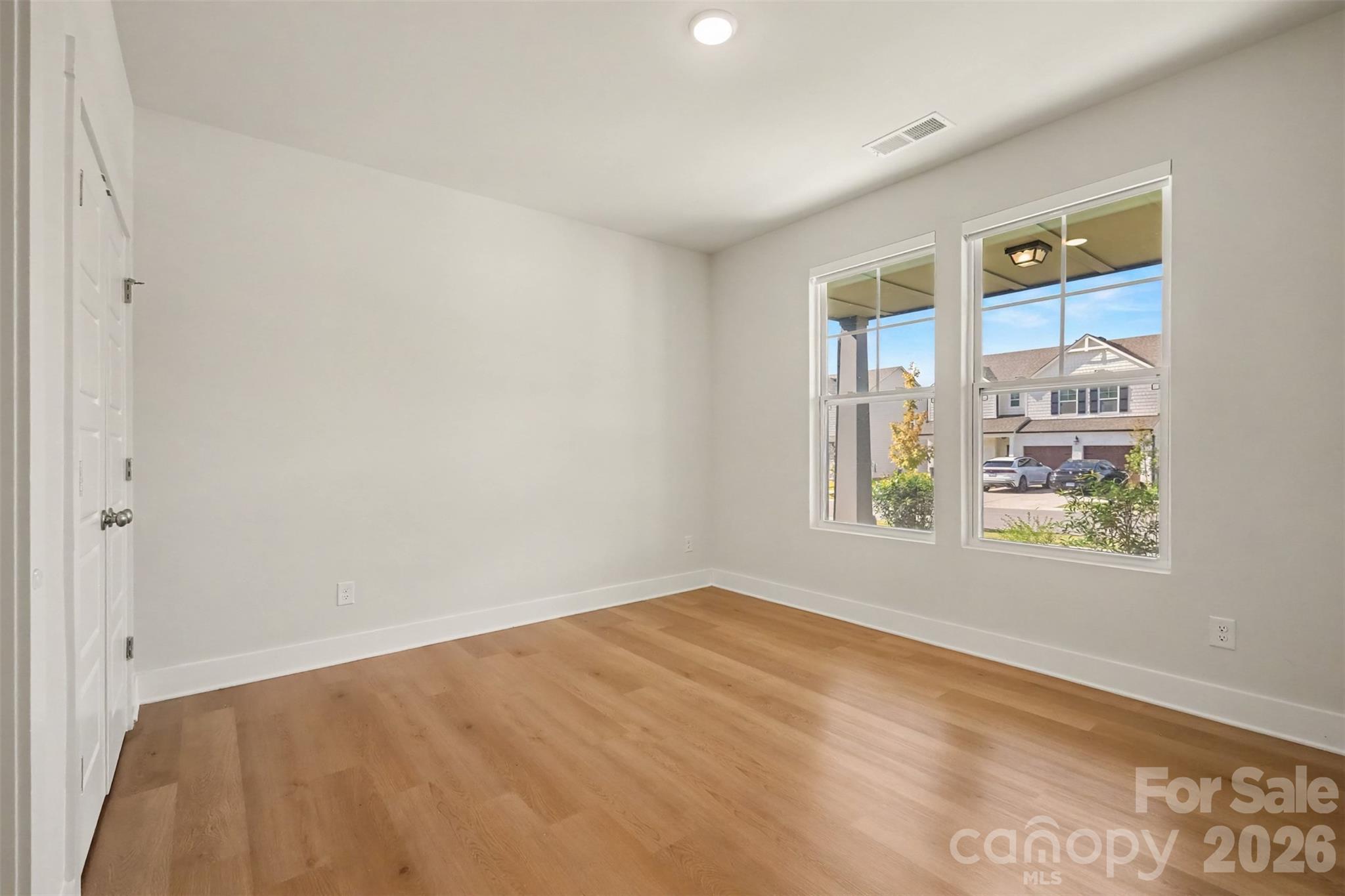 Single Family Residence at 14107 Belmont Greene Drive, Charlotte, photo 27 of 47