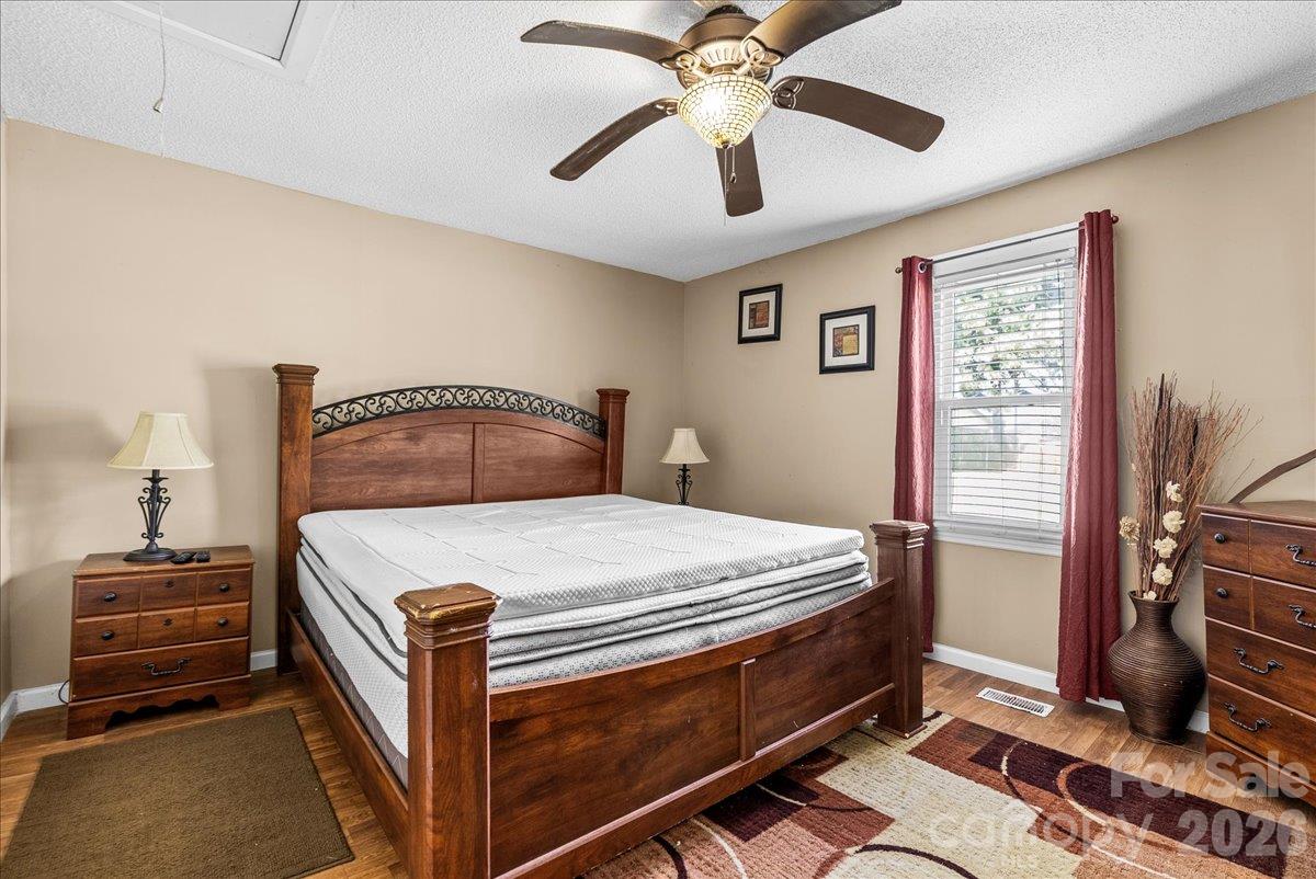 Single Family Residence at 1313 Carolina Avenue, Roanoke Rapids, photo 20 of 28