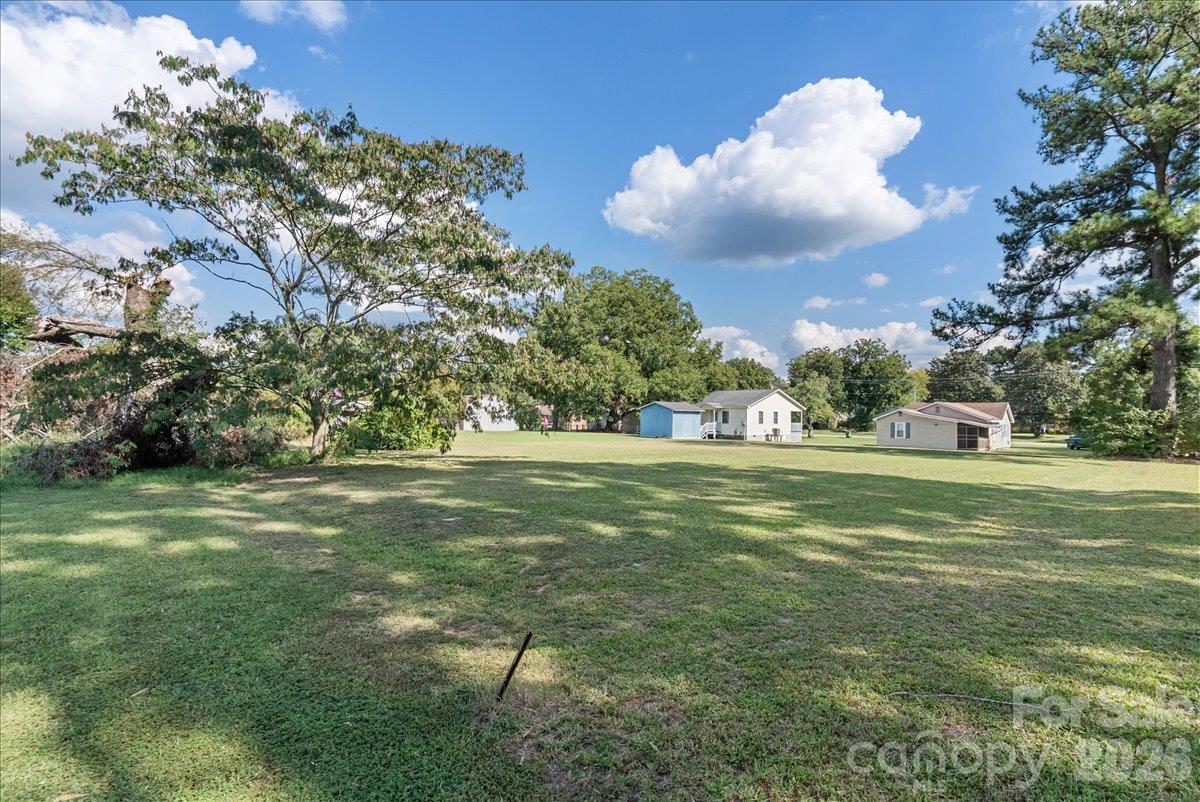 Single Family Residence at 1313 Carolina Avenue, Roanoke Rapids, photo 25 of 28