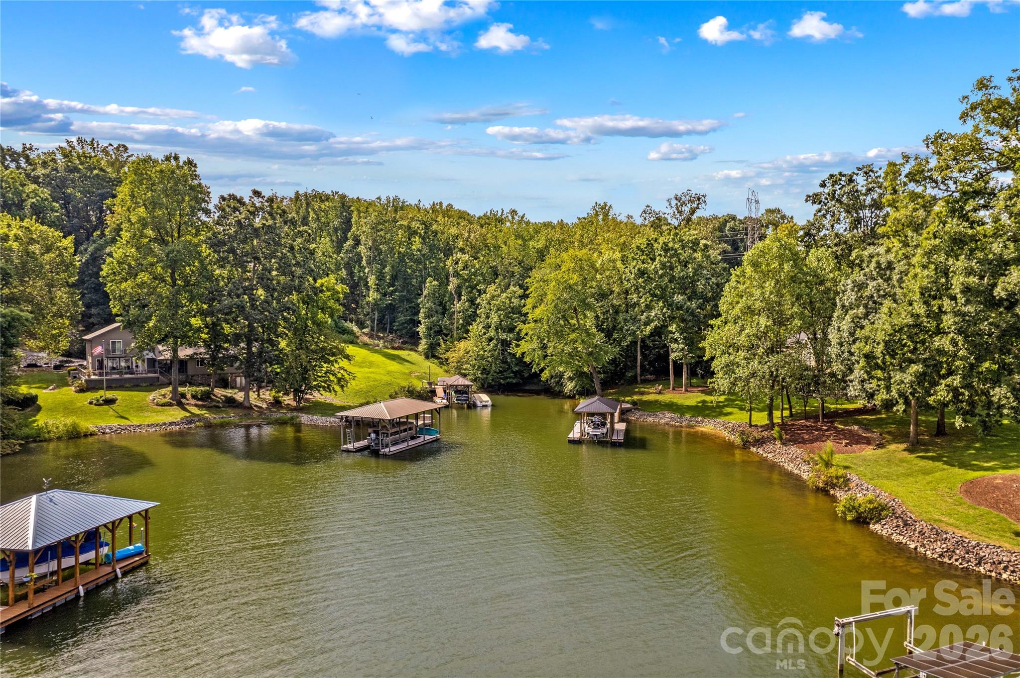 Single Family Residence at 173 Waddell Road, Mooresville, photo 3 of 30