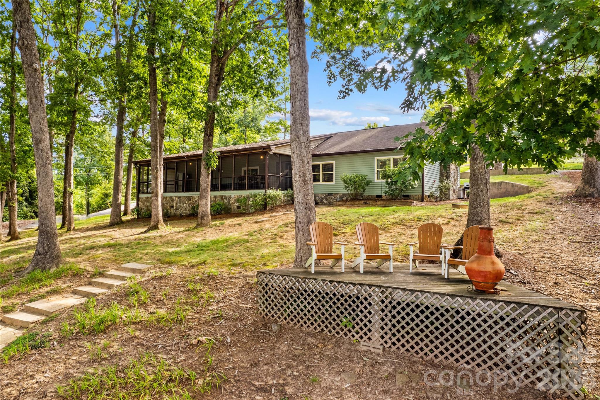 Single Family Residence at 173 Waddell Road, Mooresville, photo 25 of 30