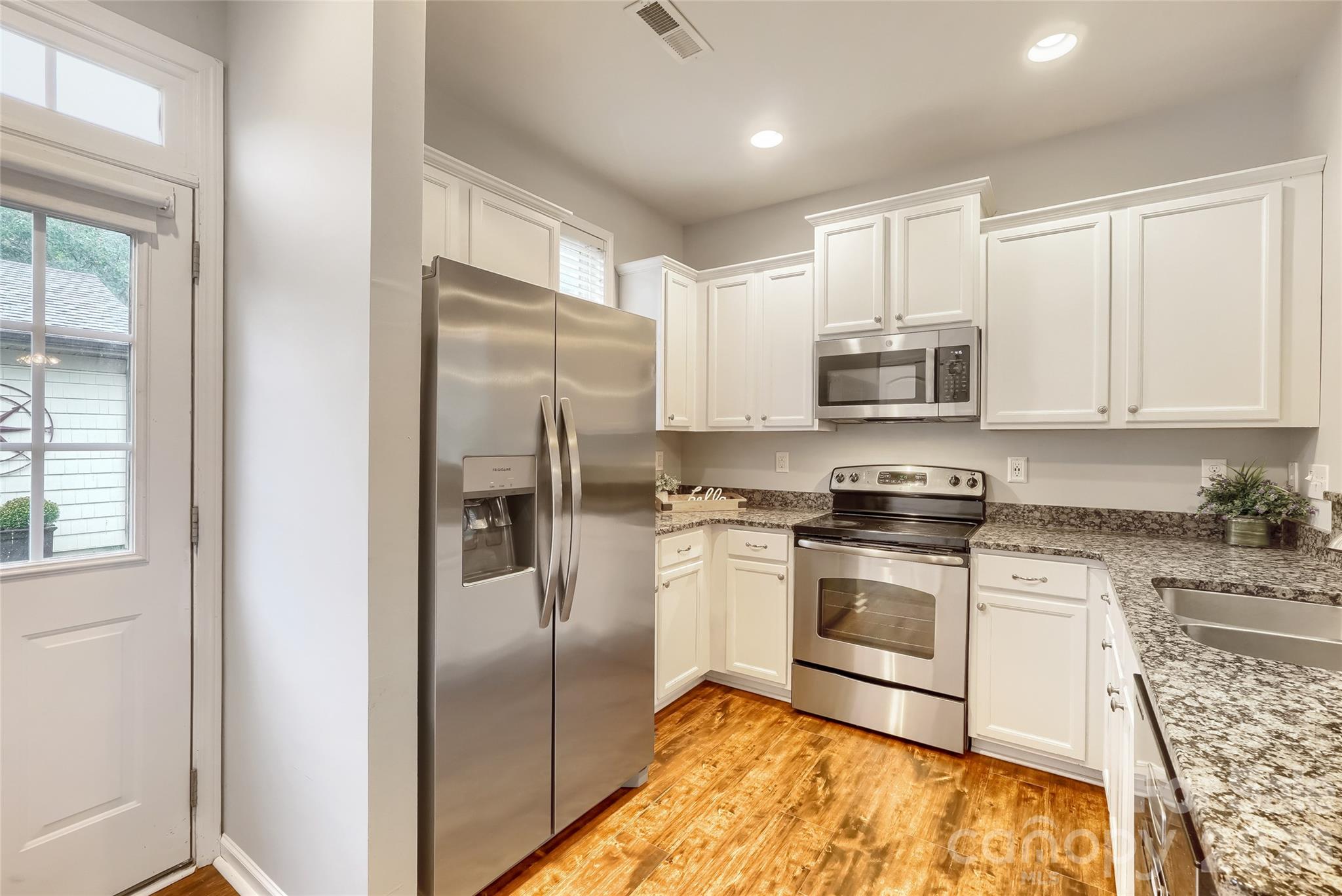 Townhouse at 2355 Donnington Lane NW, Concord, photo 13 of 39