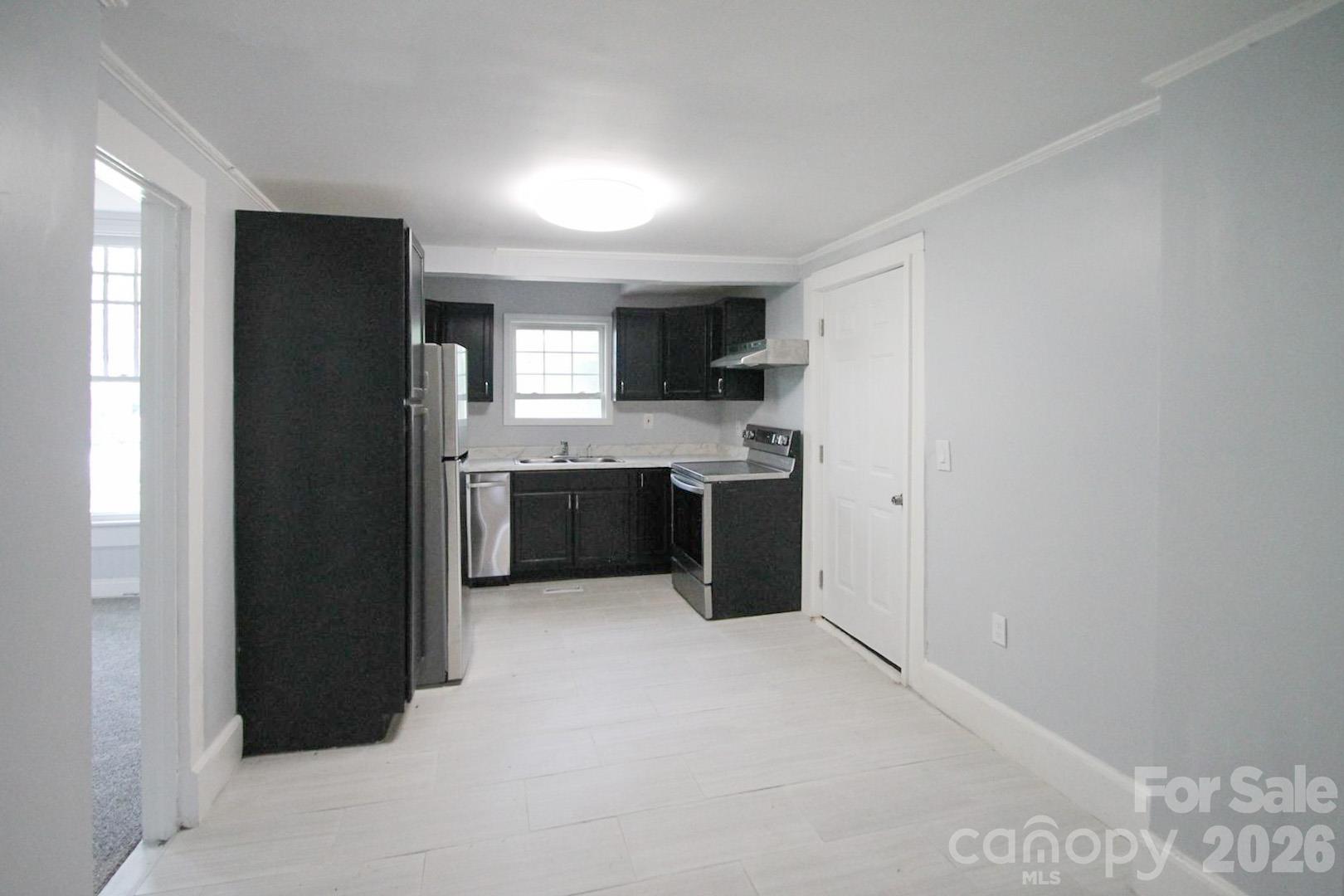 Triplex at 107 Pine Street, Chester, photo 3 of 36