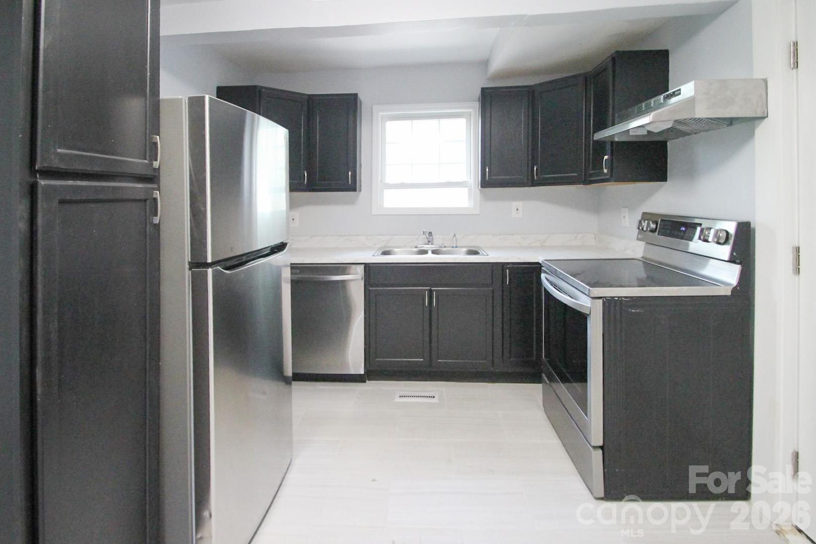 Triplex at 107 Pine Street, Chester, photo 4 of 36