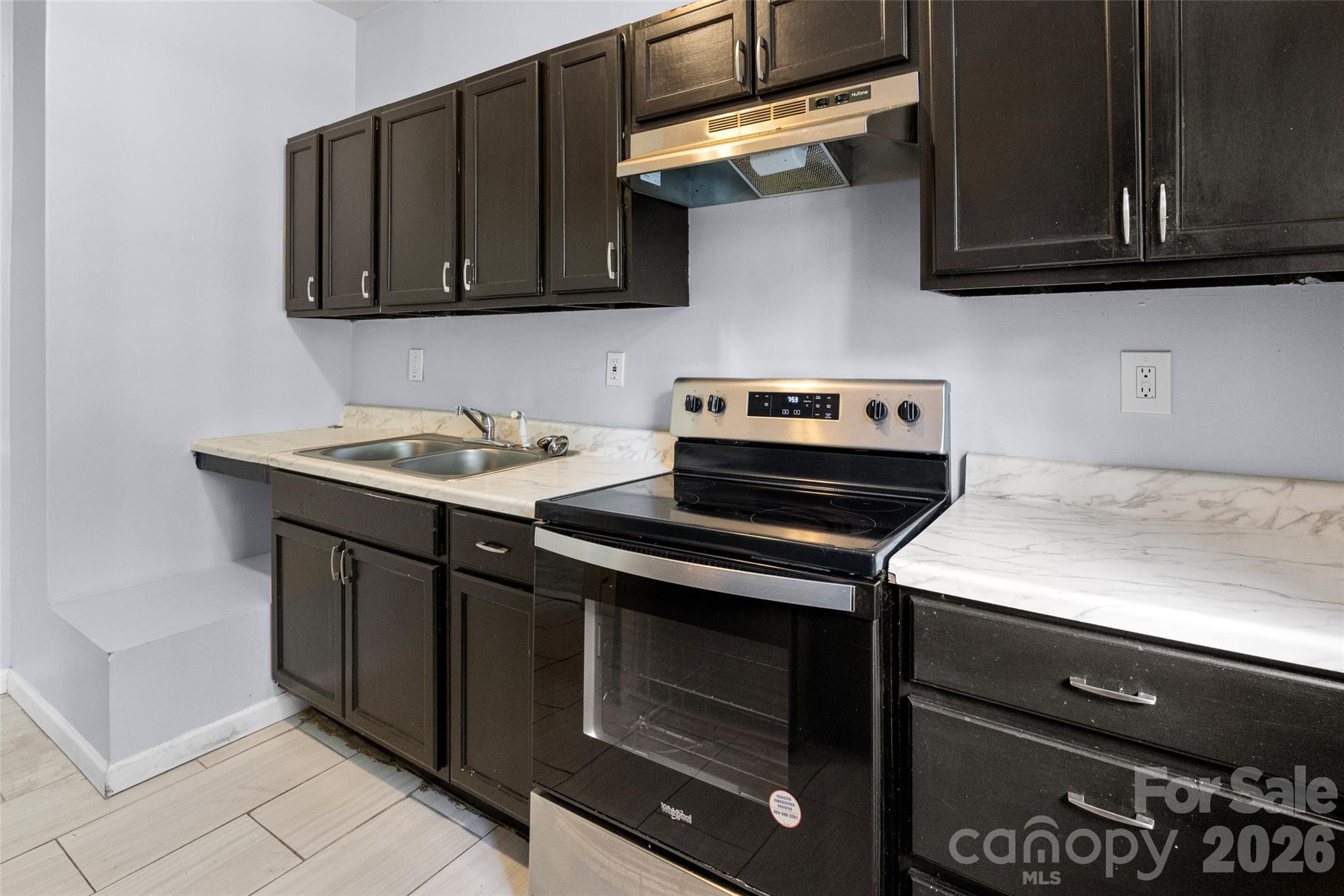 Triplex at 107 Pine Street, Chester, photo 28 of 36