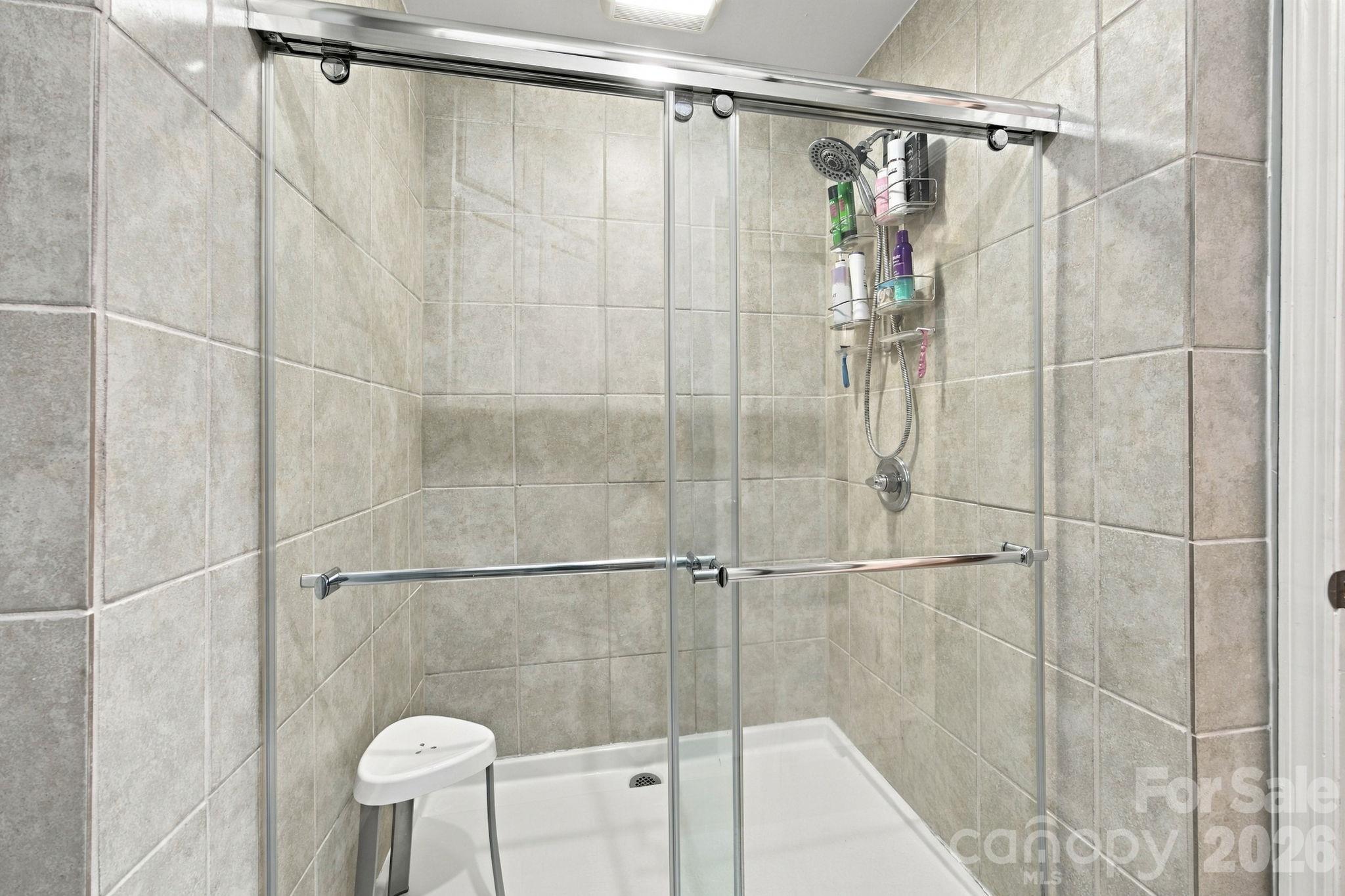 Condominium at 18809 Nautical Drive, Cornelius, photo 14 of 43