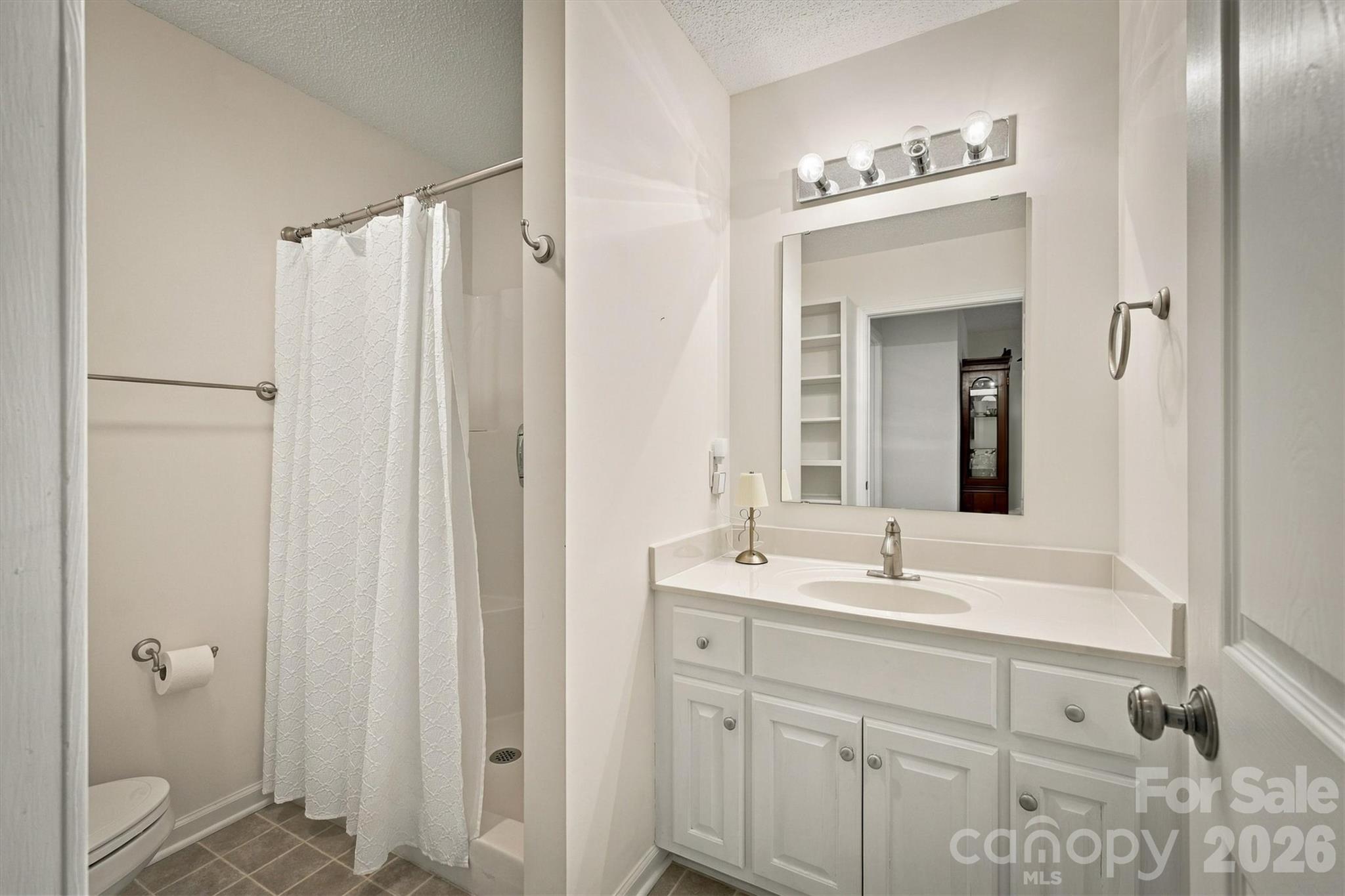 Single Family Residence at 1211 Wexford Village Circle NE, Lenoir, photo 13 of 25