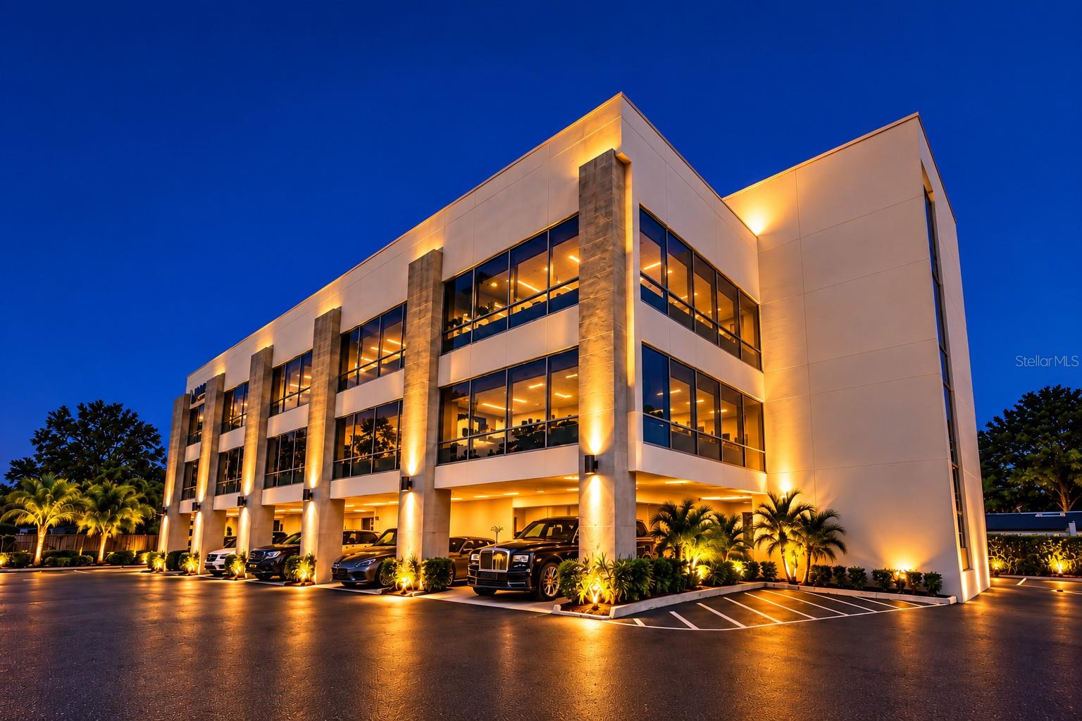 801 W GRANADA BLVD #301