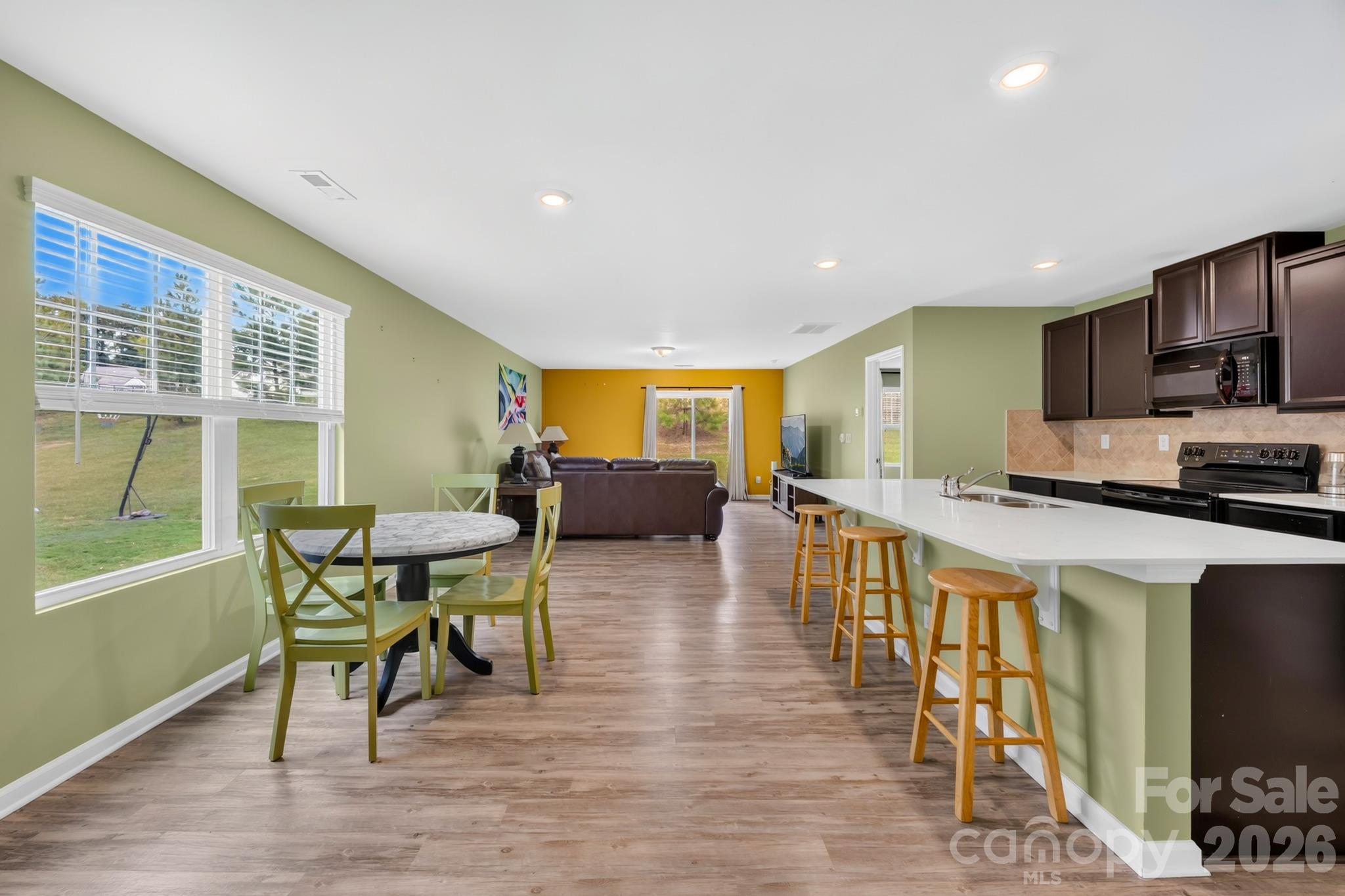 Single Family Residence at 165 Gray Hawk Drive, Rockwell, photo 2 of 28