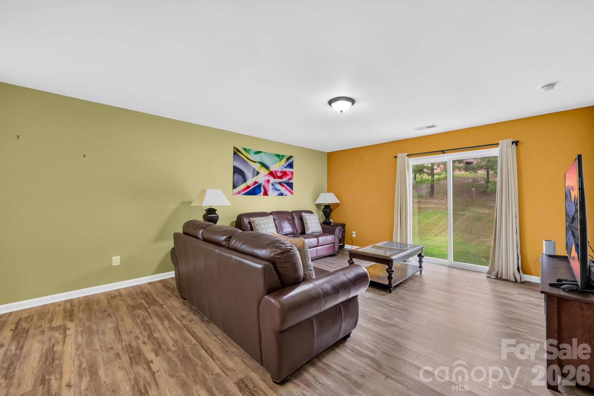 Single Family Residence at 165 Gray Hawk Drive, Rockwell, photo 8 of 28