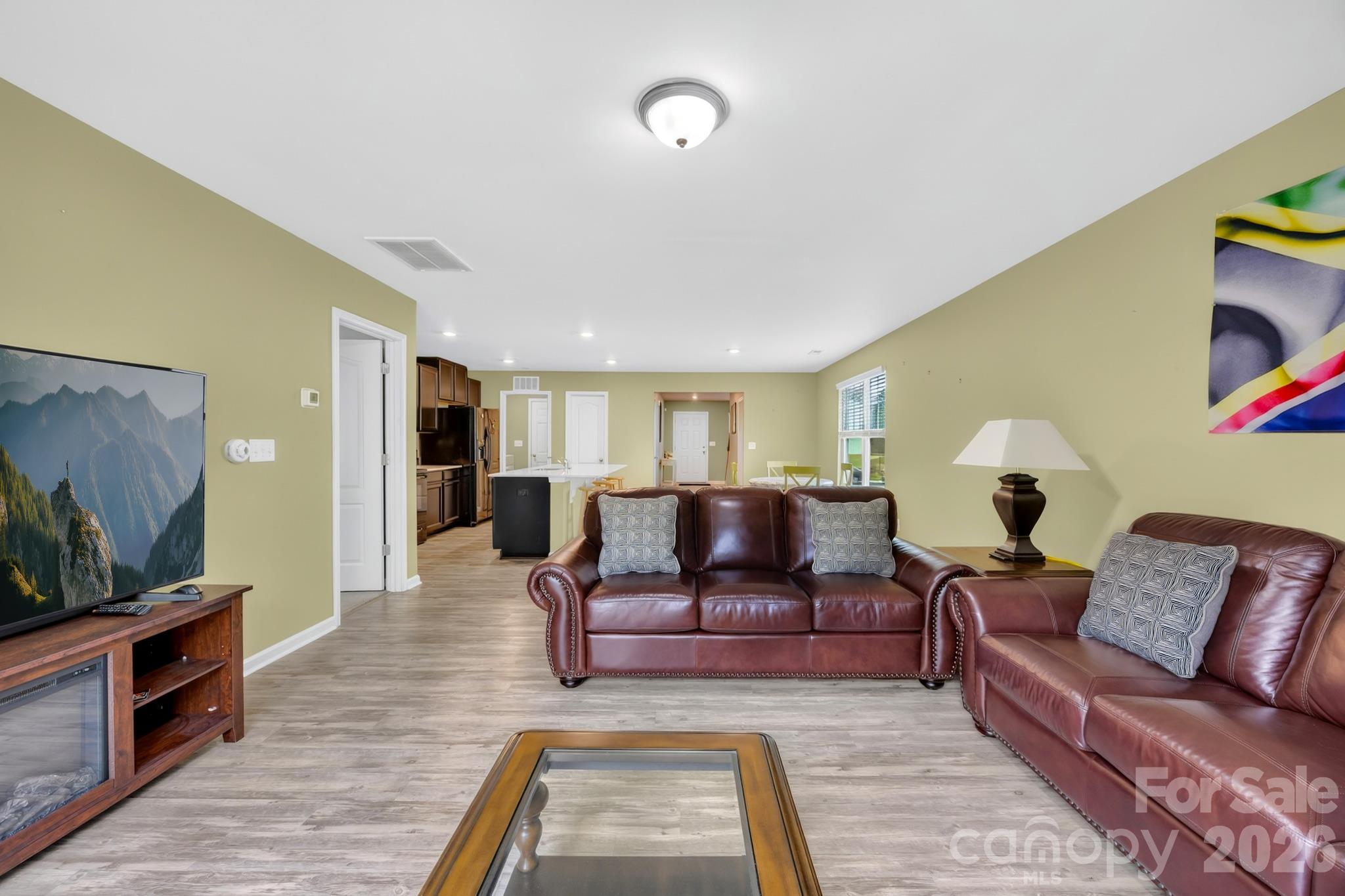 Single Family Residence at 165 Gray Hawk Drive, Rockwell, photo 3 of 28