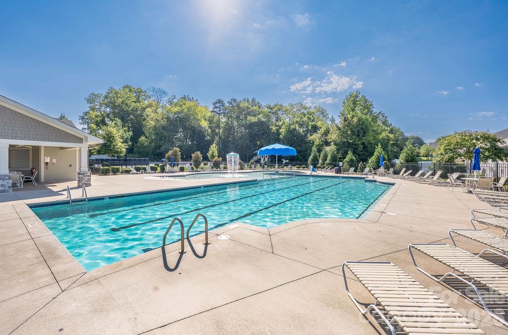 community pool - 108 Northstone Road, Mooresville