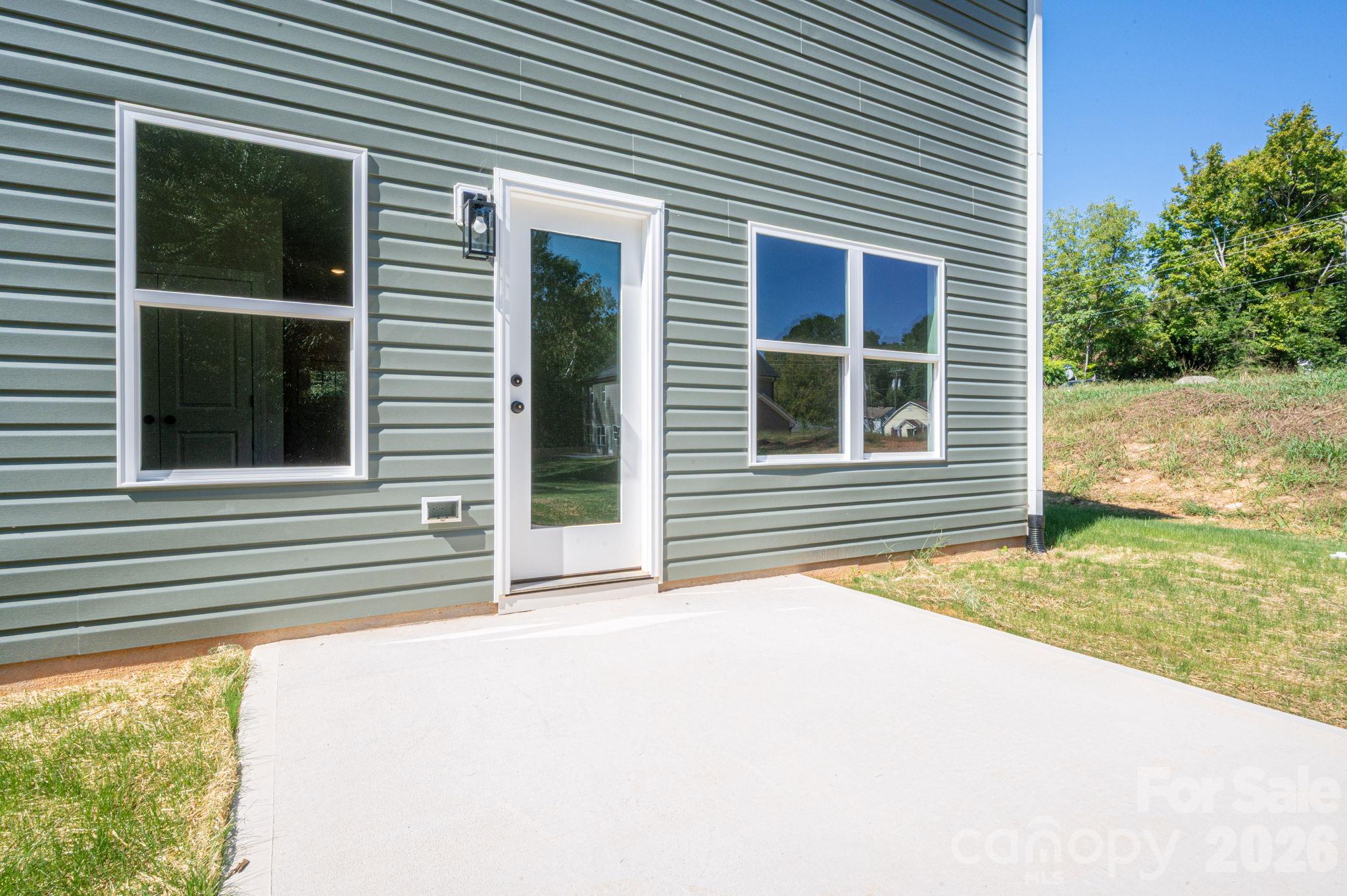 Single Family Residence at 411 Lee Street, Lincolnton, photo 19 of 23