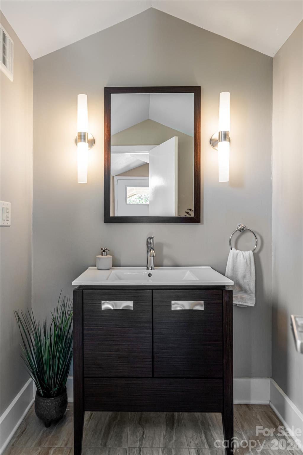 Half bath - 79 Horizon Hill Road, Asheville