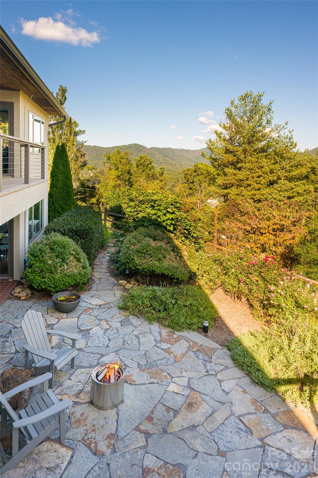 Multiple gardens - 79 Horizon Hill Road, Asheville