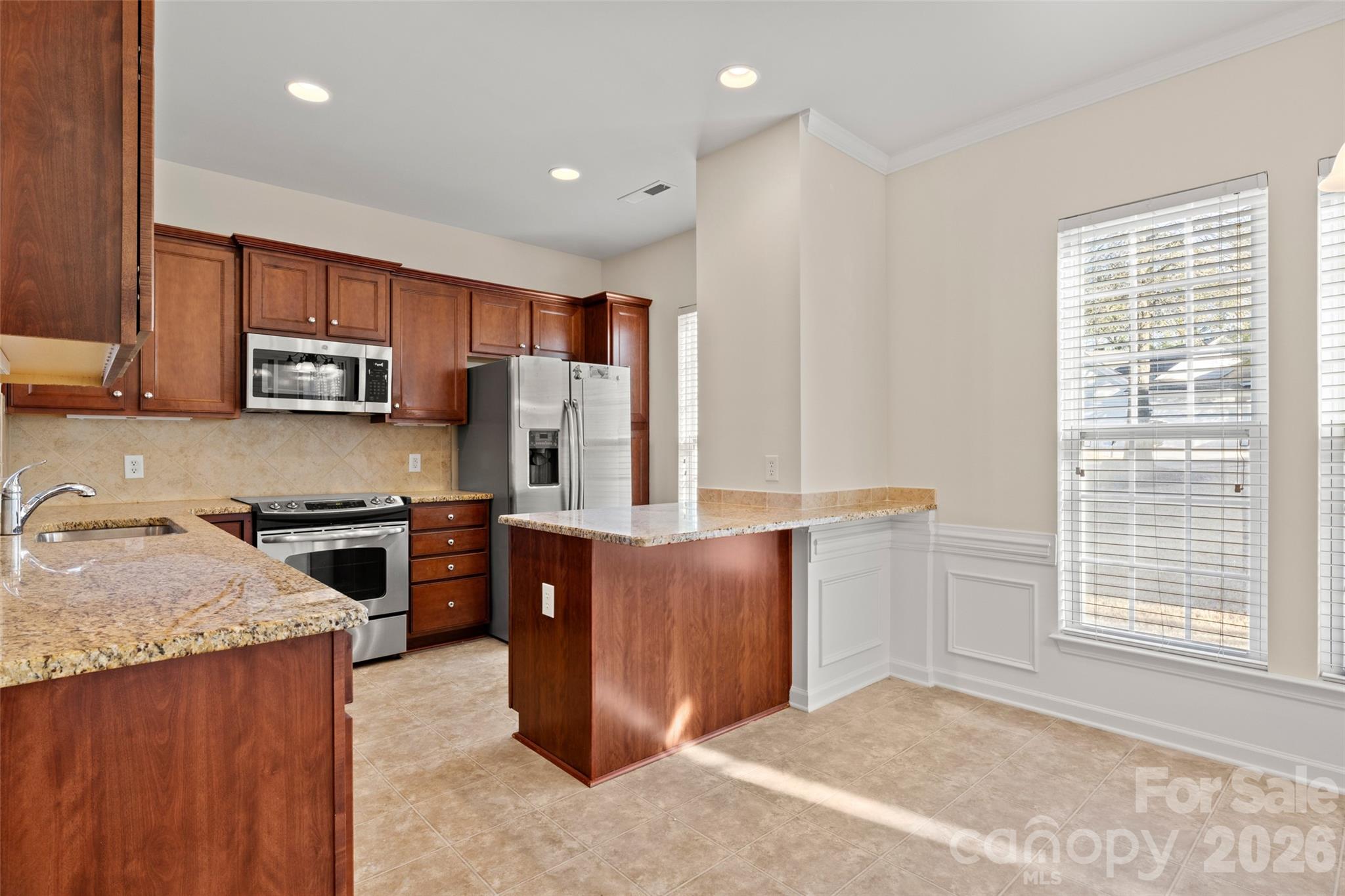 Townhouse at 3012 Edisto Way, Indian Land, photo 11 of 44