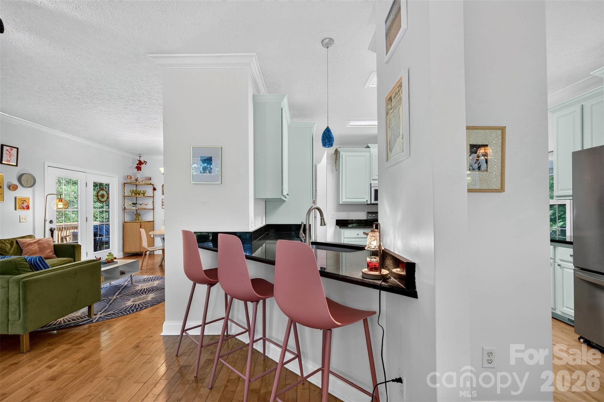 Single Family Residence at 9 Gollum Drive, Fairview, photo 11 of 37