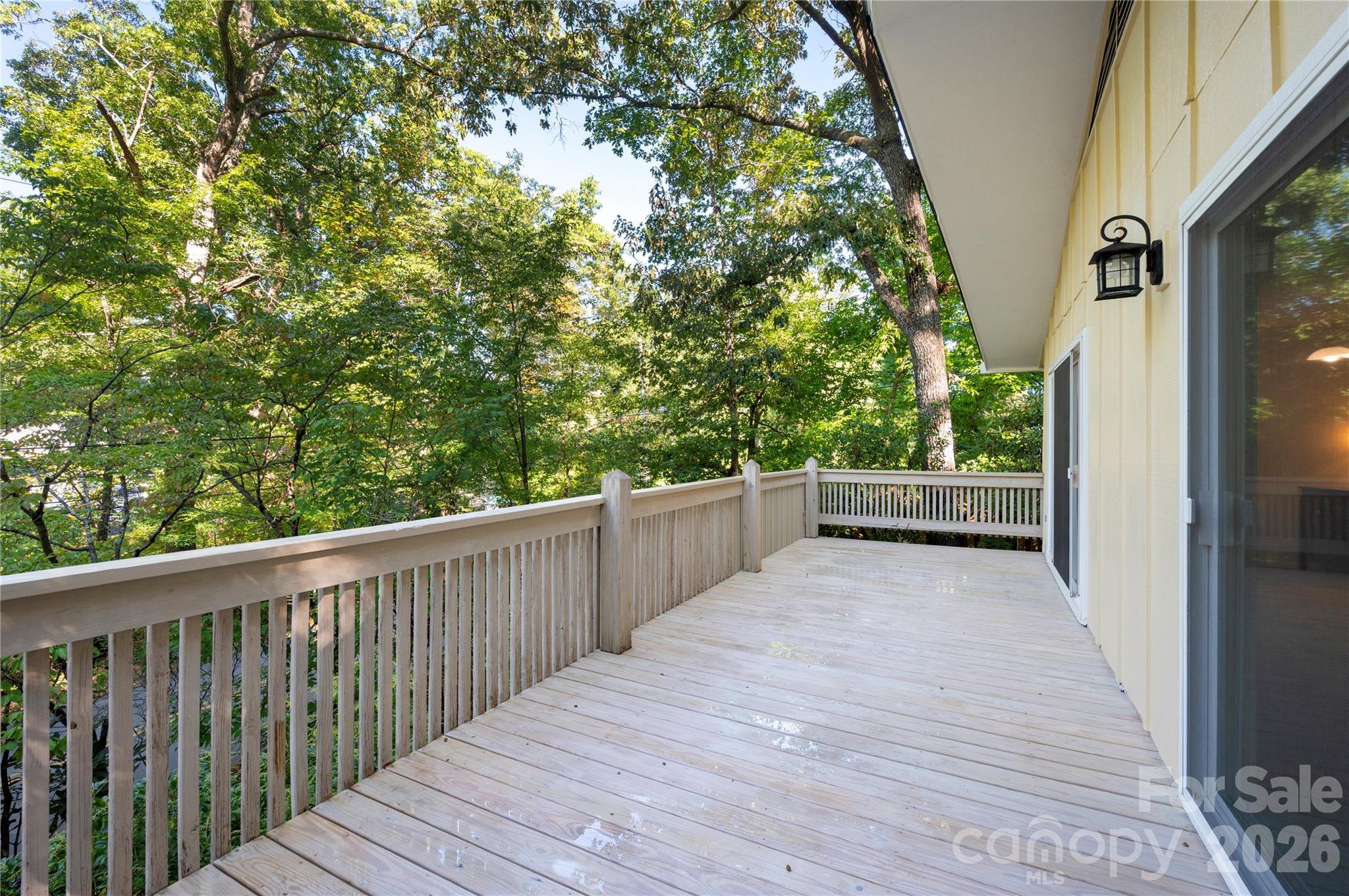 Upper level deck - 112 Rhododendron Avenue, Black Mountain
