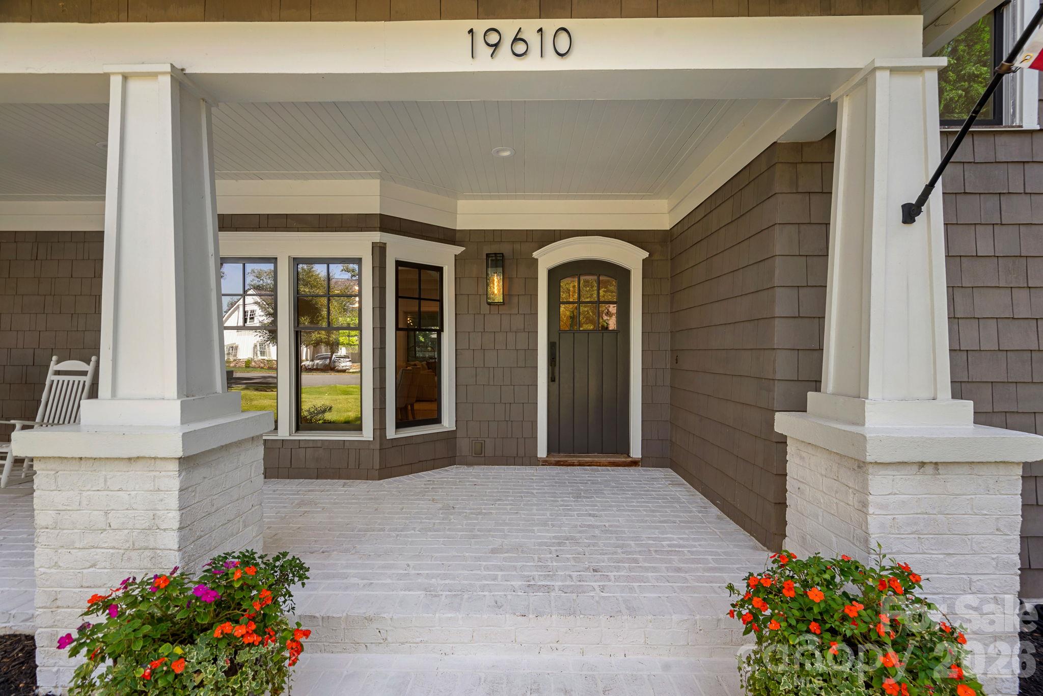 Single Family Residence at 19610 Weavers Circle, Cornelius, photo 4 of 46
