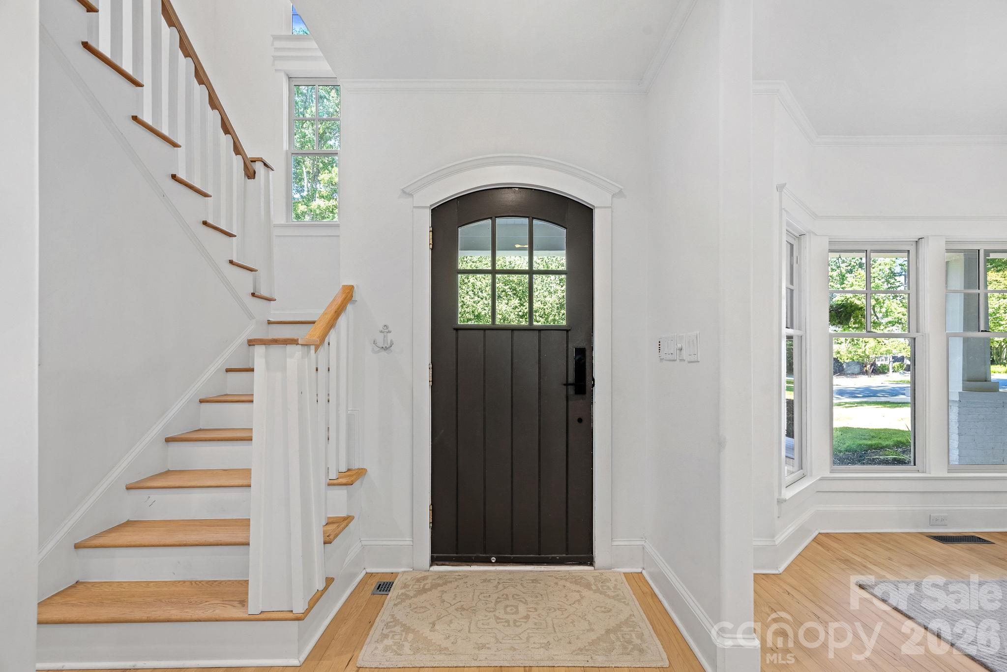 Single Family Residence at 19610 Weavers Circle, Cornelius, photo 5 of 46