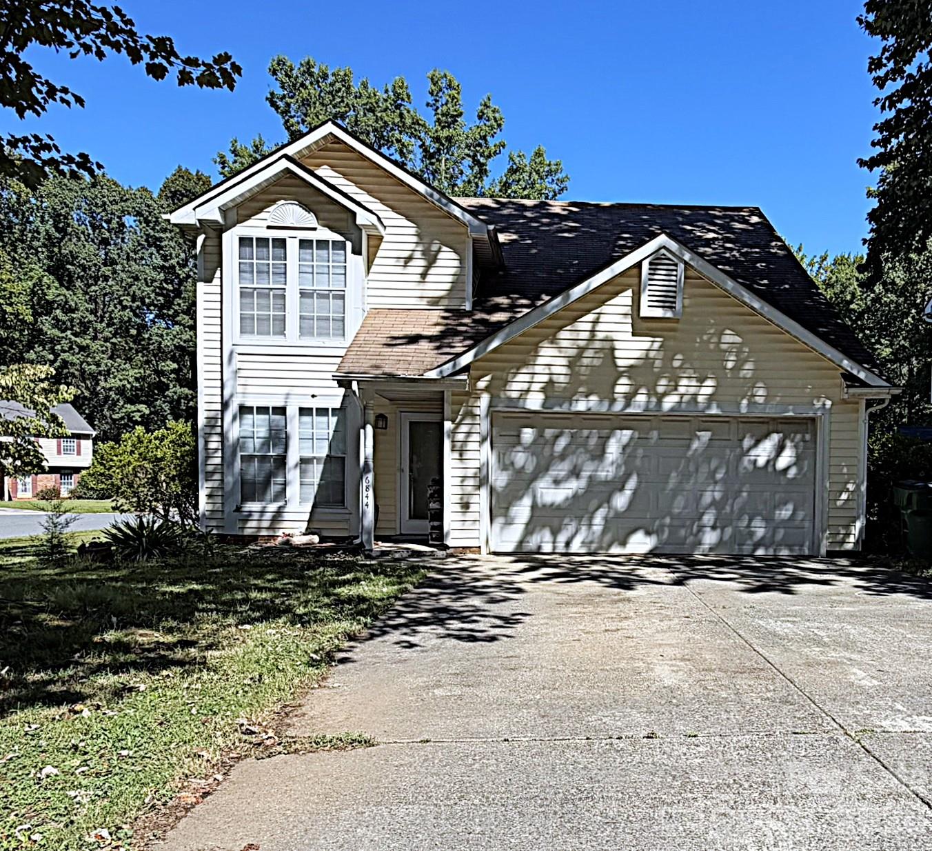 Single Family Residence at 6844 Shiloh Ridge Lane, Charlotte, photo 17 of 18