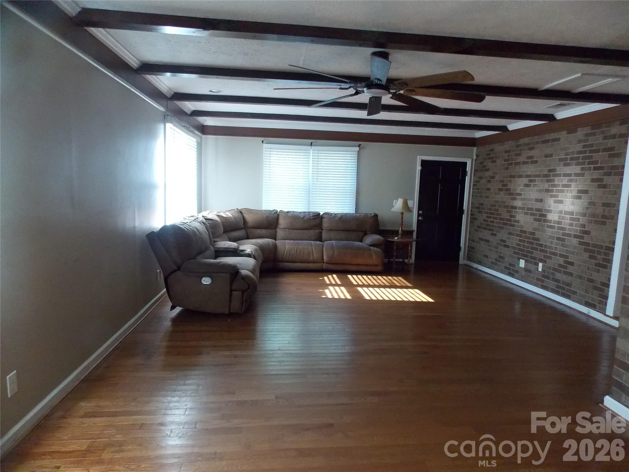 Single Family Residence at 3185 Deerbrook Road, Lenoir, photo 2 of 25