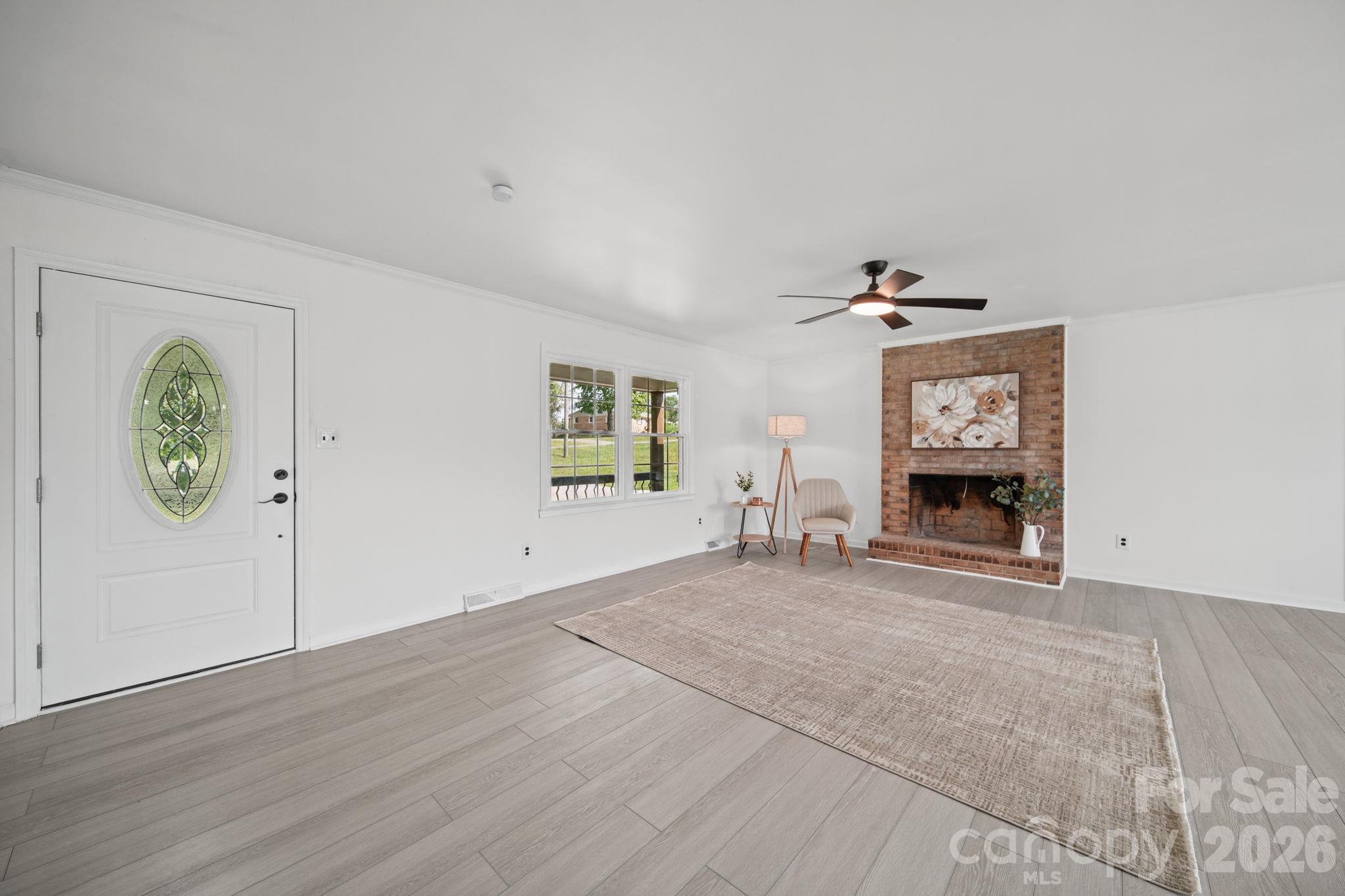 Single Family Residence at 109 Colonial Drive, Kings Mountain, photo 5 of 25